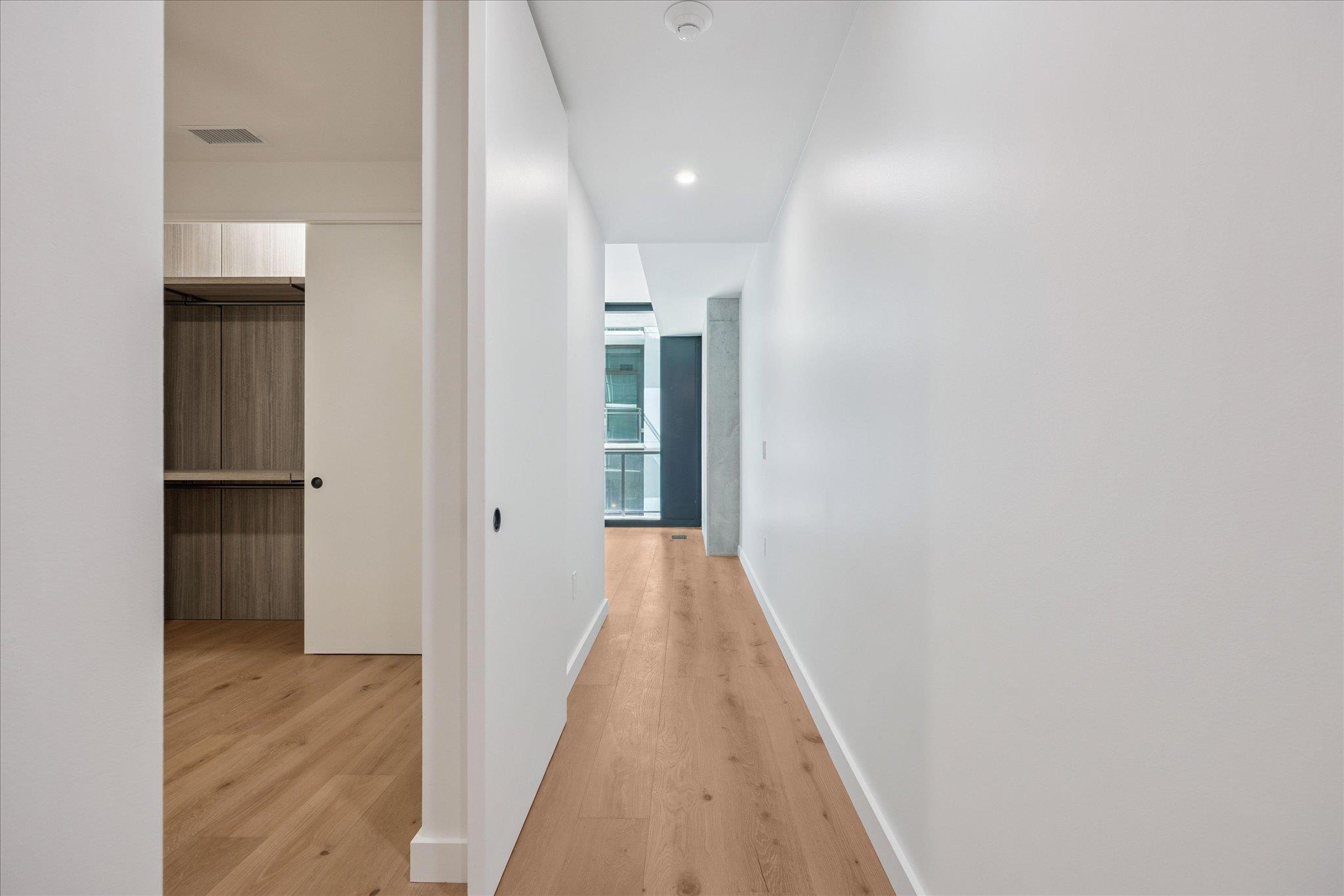 610 Davis St # 2707, Austin, TX 78701