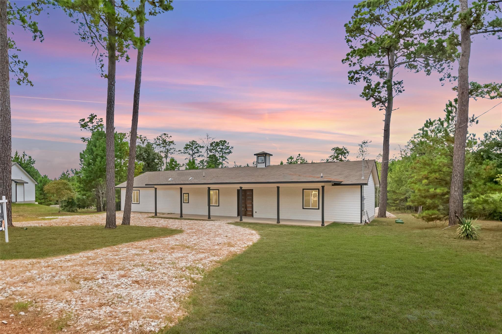 197 S Buckhorn Dr, Bastrop, TX 78602