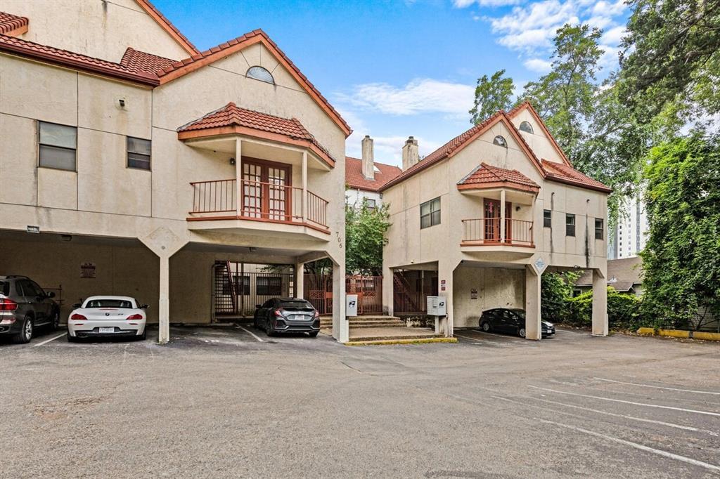 706 W 22nd St # 204, Austin, TX 78705