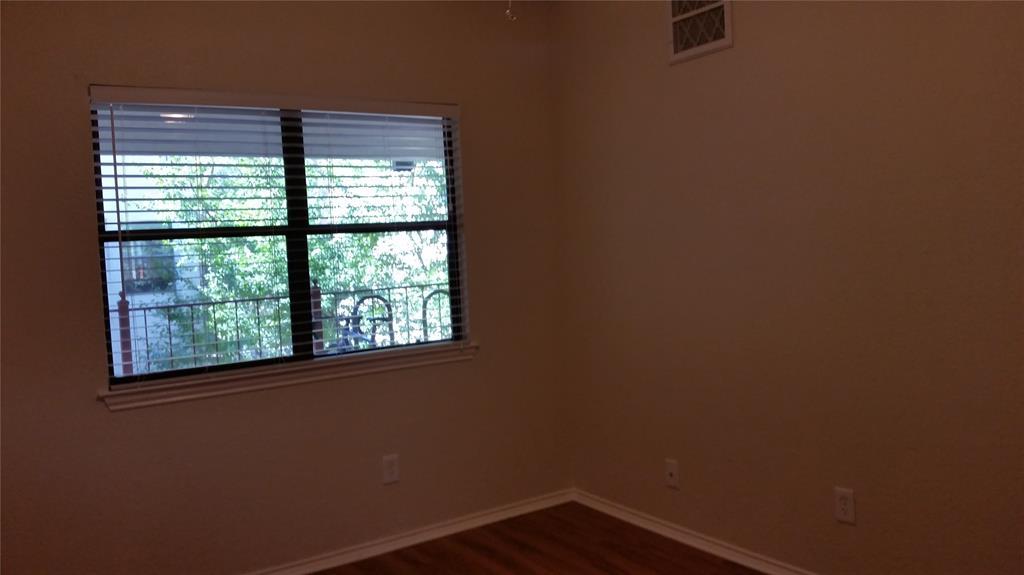 706 W 22nd St # 204, Austin, TX 78705