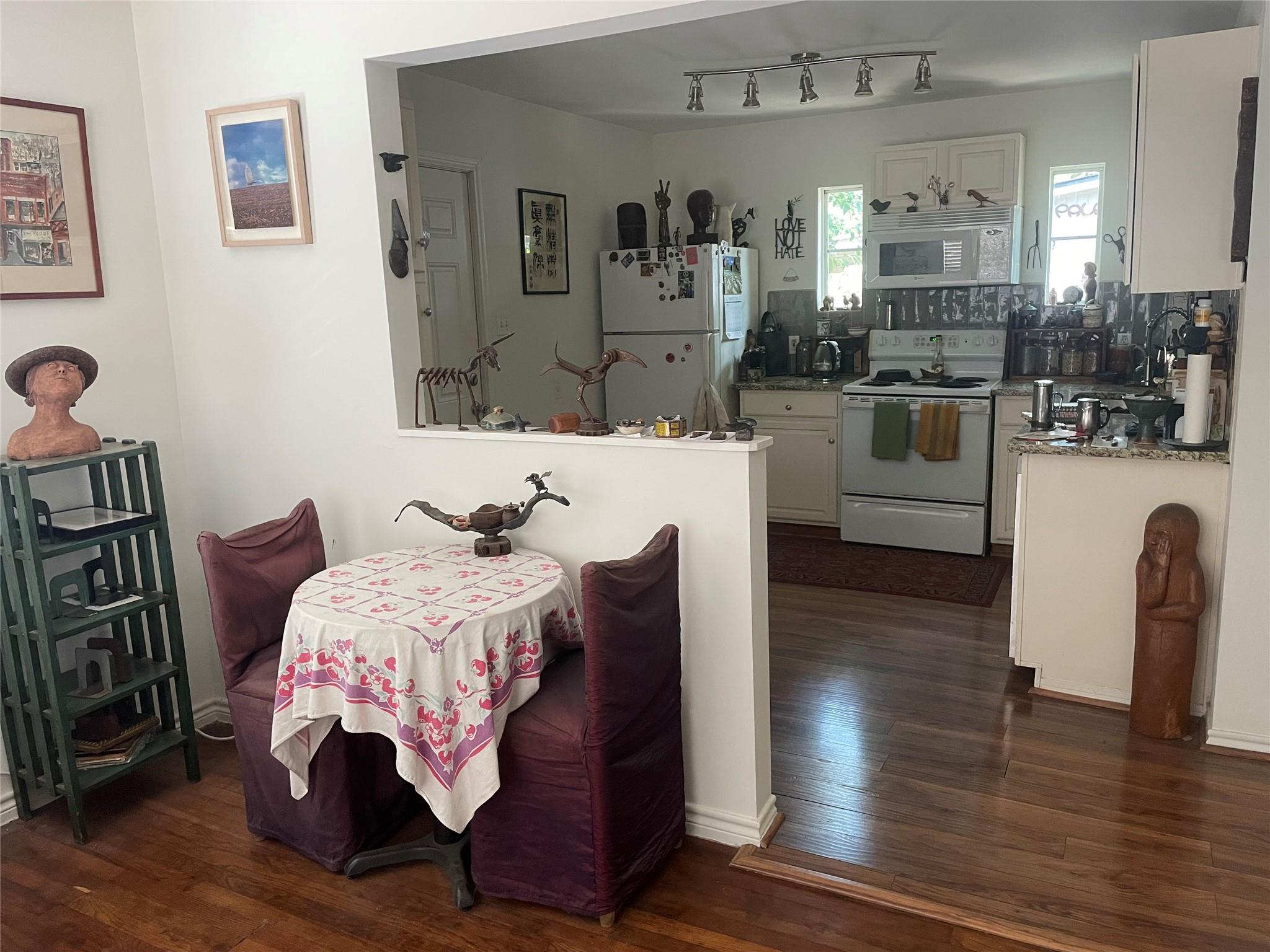 1115 Mark St # D, Austin, TX 78721