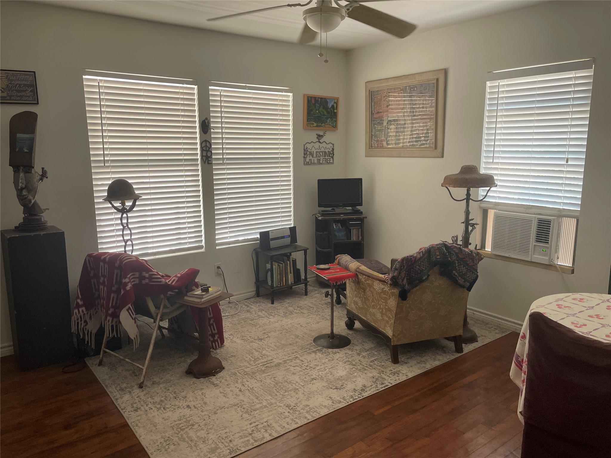 1115 Mark St # D, Austin, TX 78721