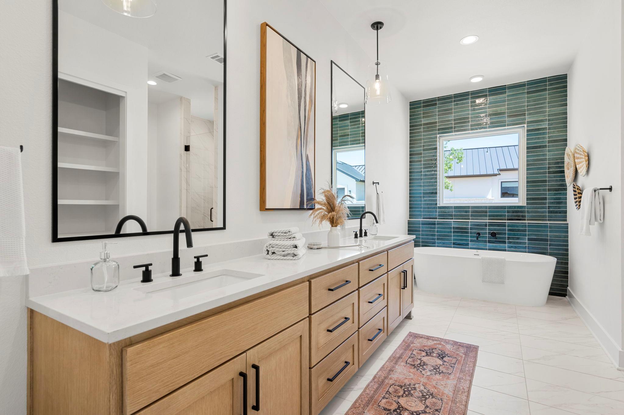 504 Paintbrush Dr, Horseshoe Bay, TX 78657