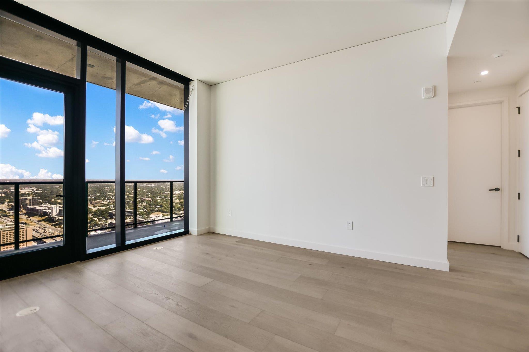 610 Davis St # 4005, Austin, TX 78701