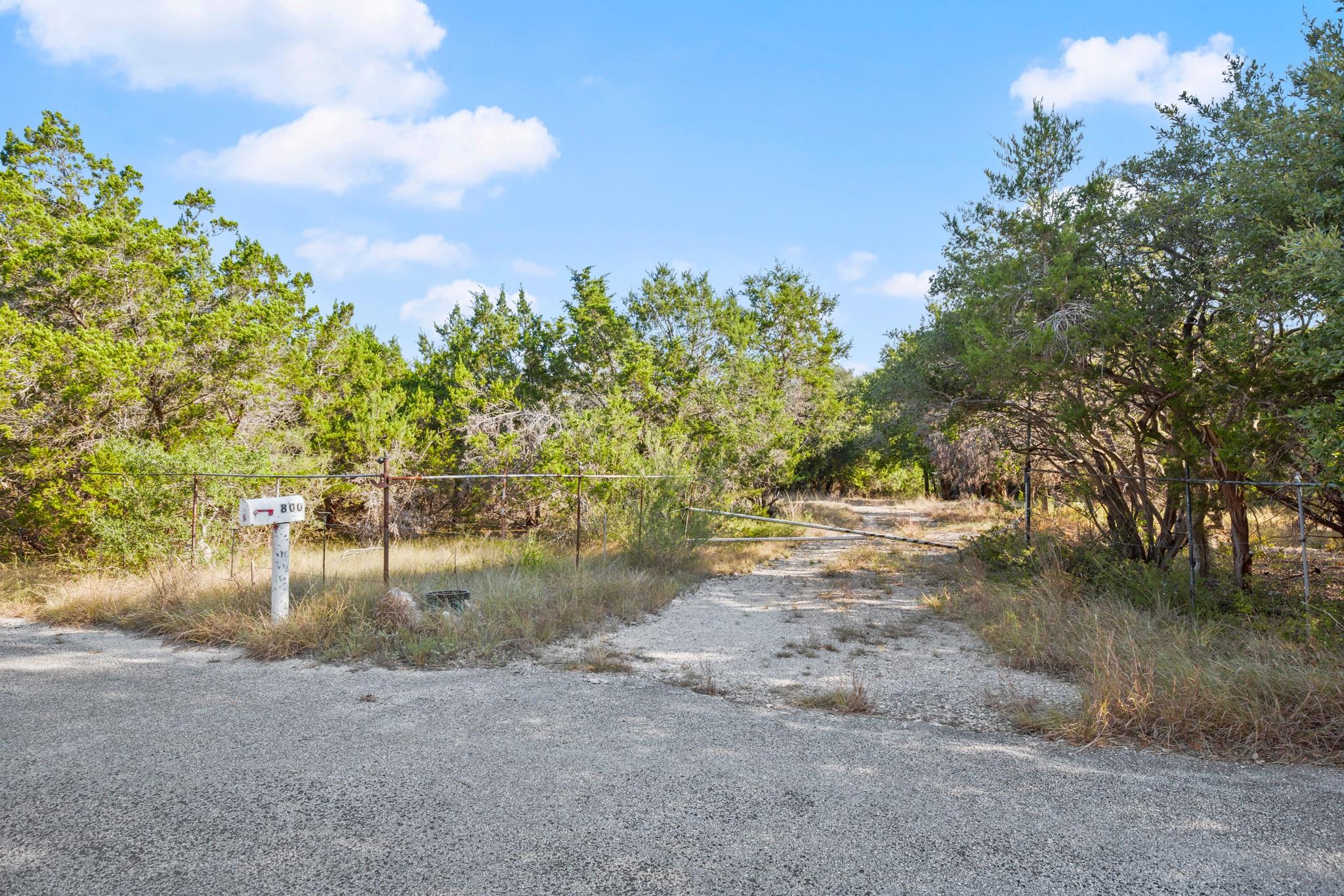 800 Todo Ln, Driftwood, TX 78619