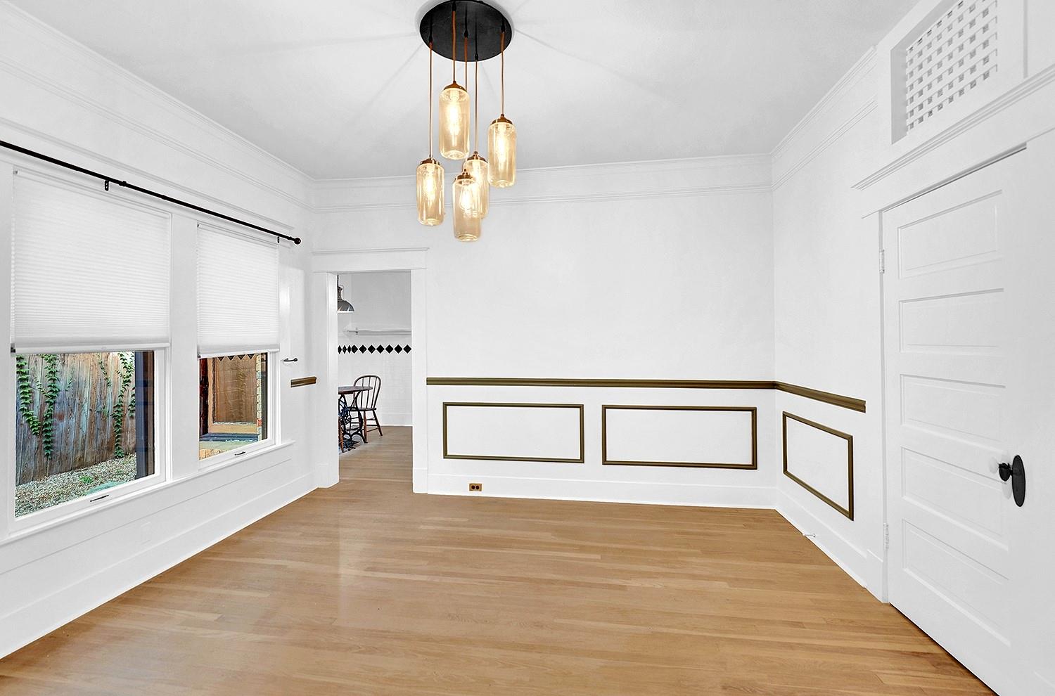 608 W Hopkins St, San Marcos, TX 78666