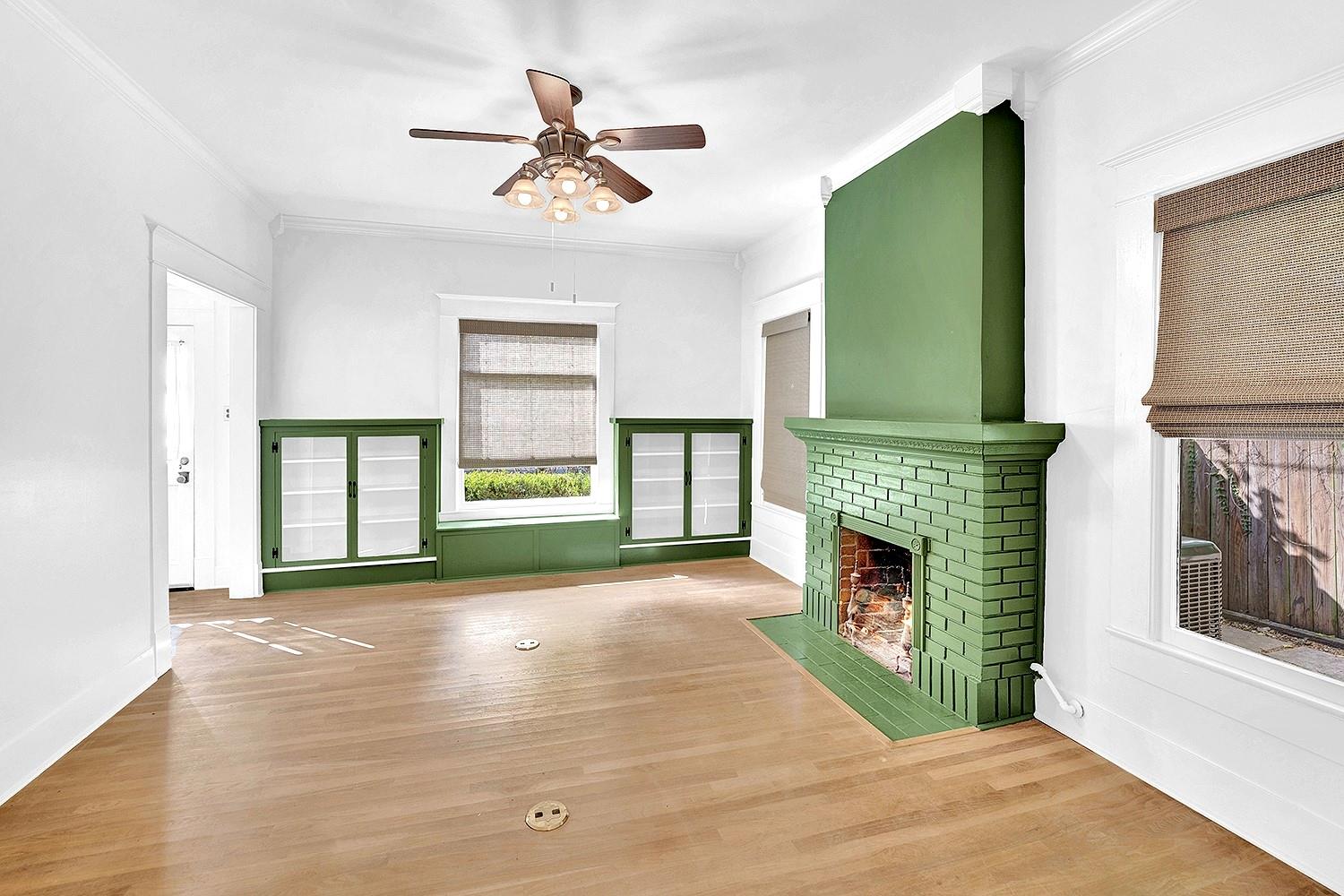 608 W Hopkins St, San Marcos, TX 78666