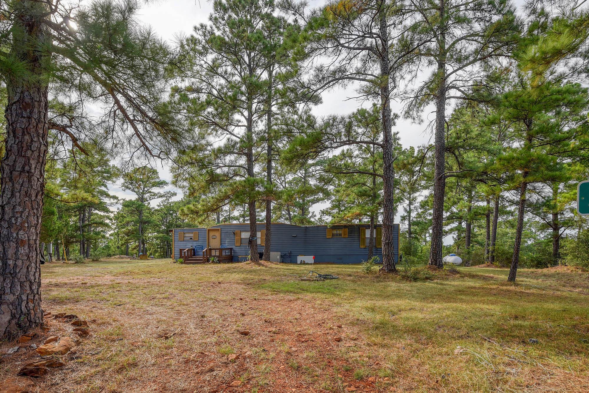 166 Sandy Rd, Rosanky, TX 78953
