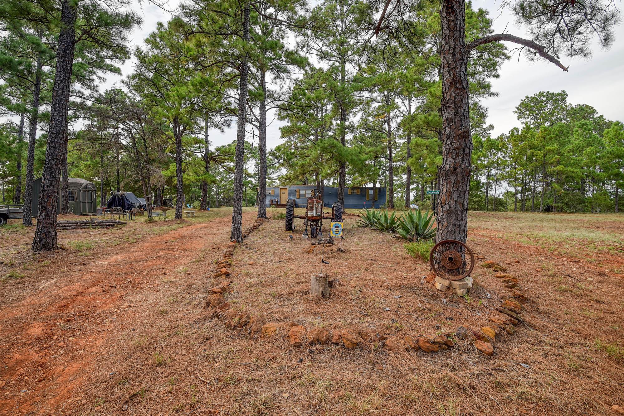166 Sandy Rd, Rosanky, TX 78953