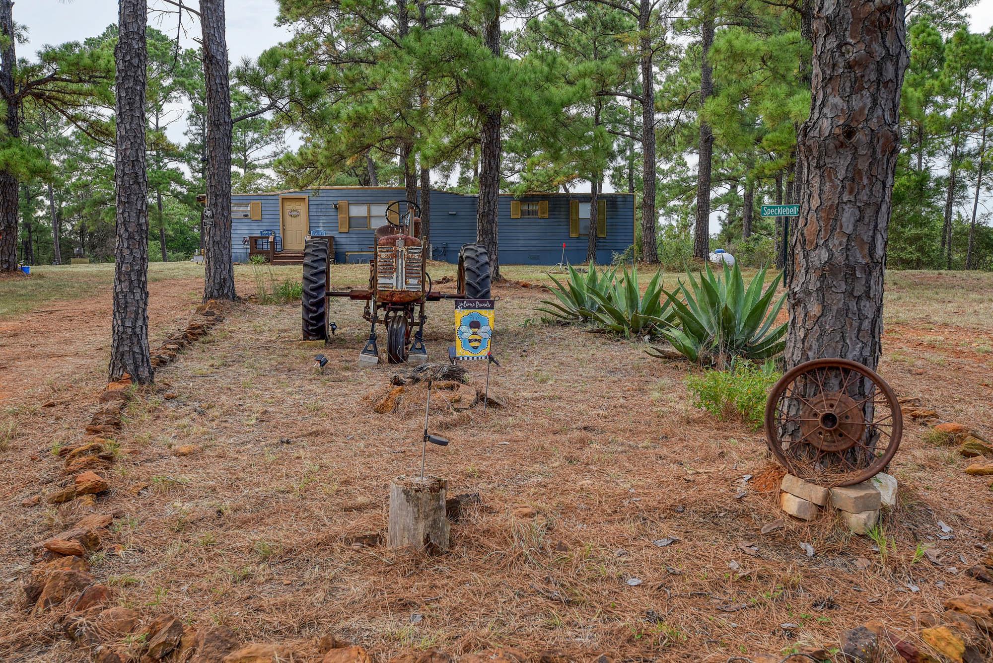 166 Sandy Rd, Rosanky, TX 78953