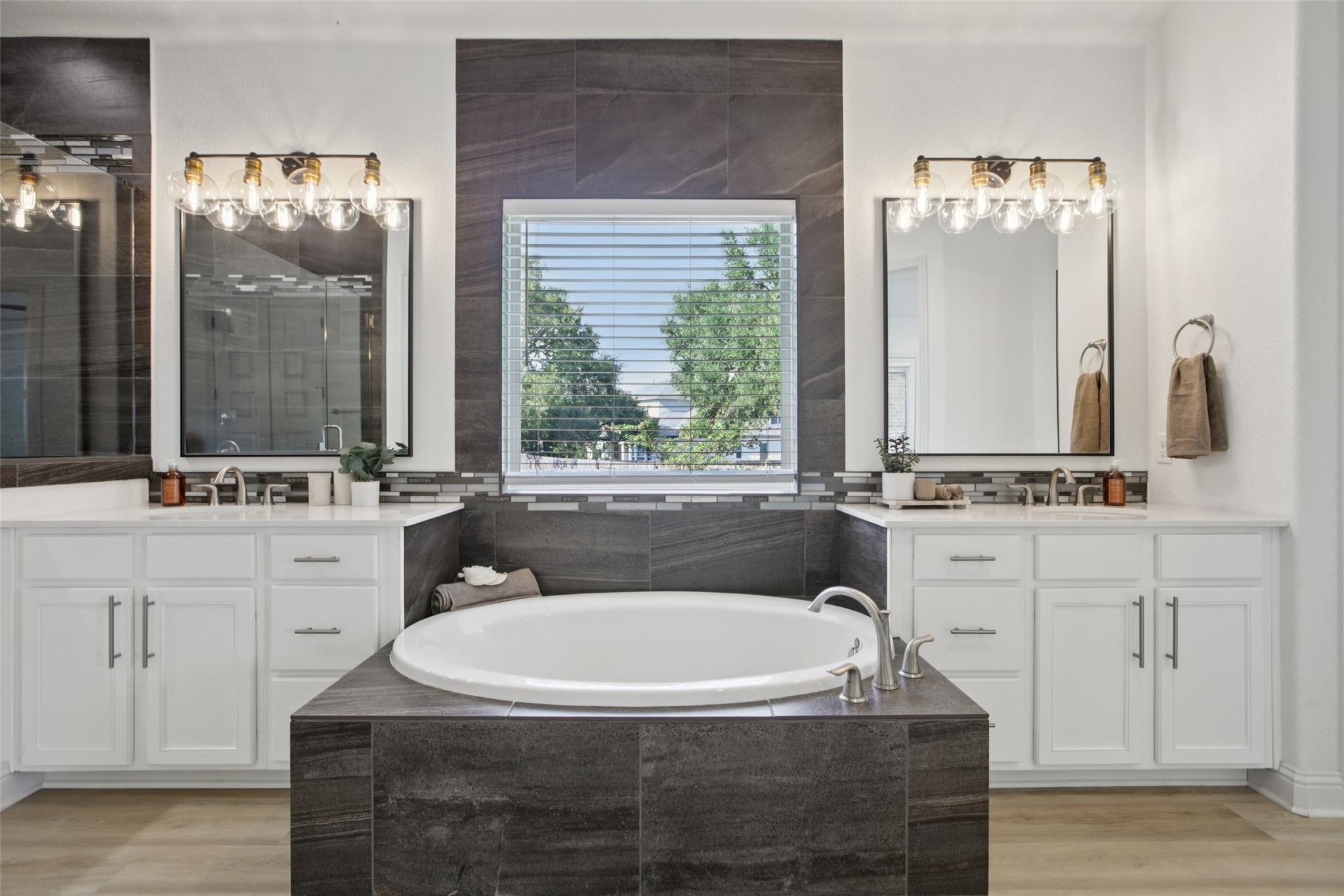 304 Double L Dr, Dripping Springs, TX 78620