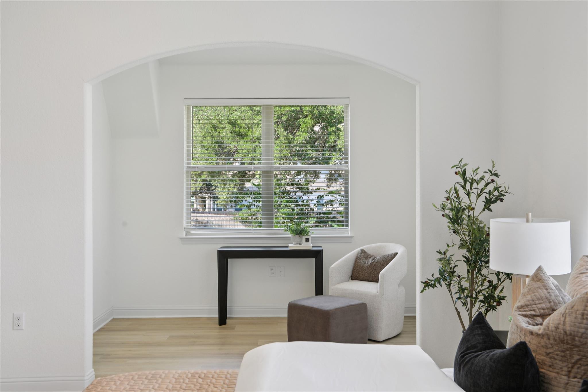 304 Double L Dr, Dripping Springs, TX 78620