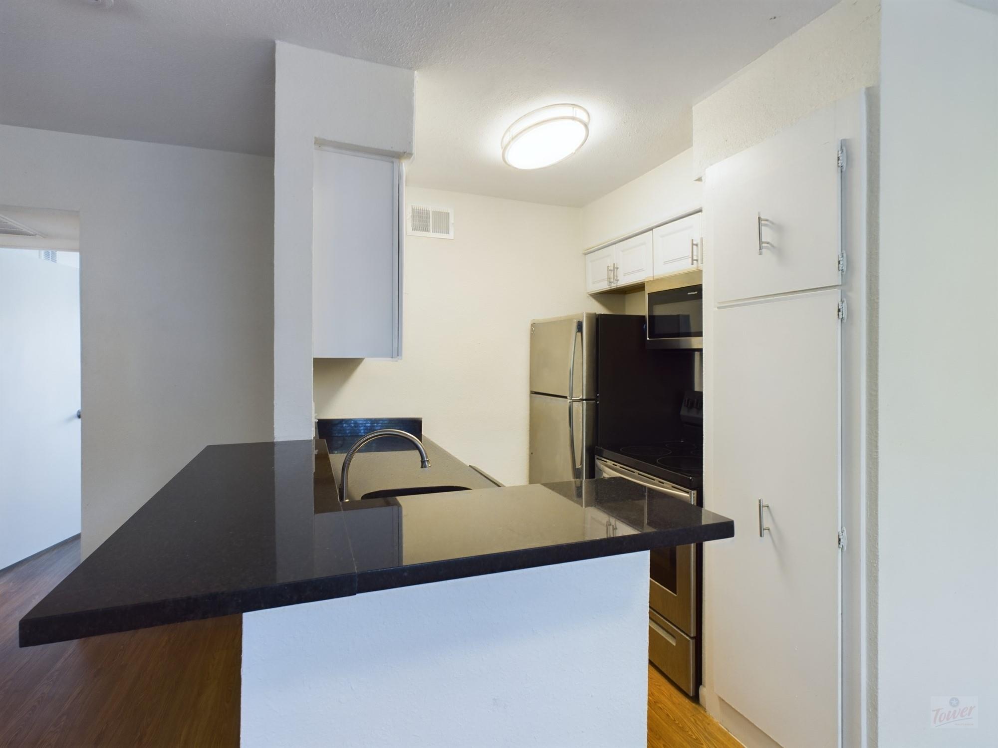 2207 Leon St # 306, Austin, TX 78705