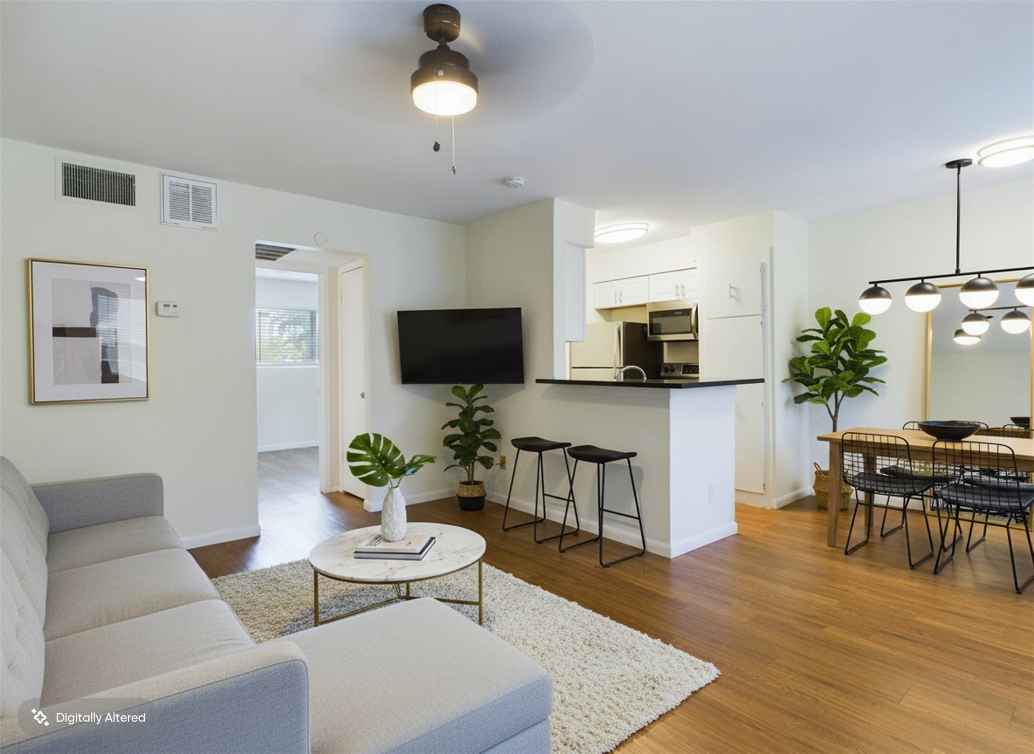 2207 Leon St # 306, Austin, TX 78705