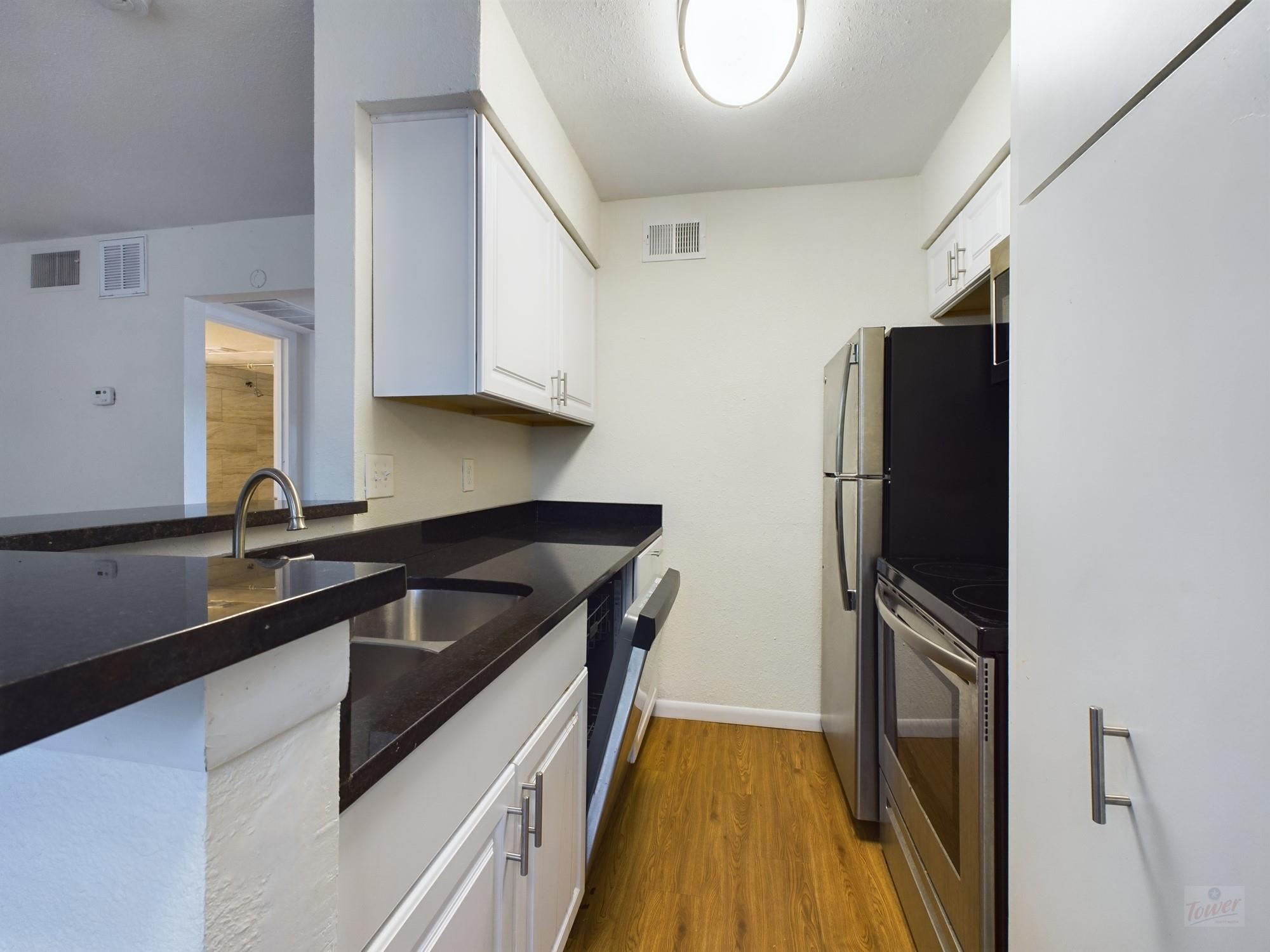 2207 Leon St # 306, Austin, TX 78705