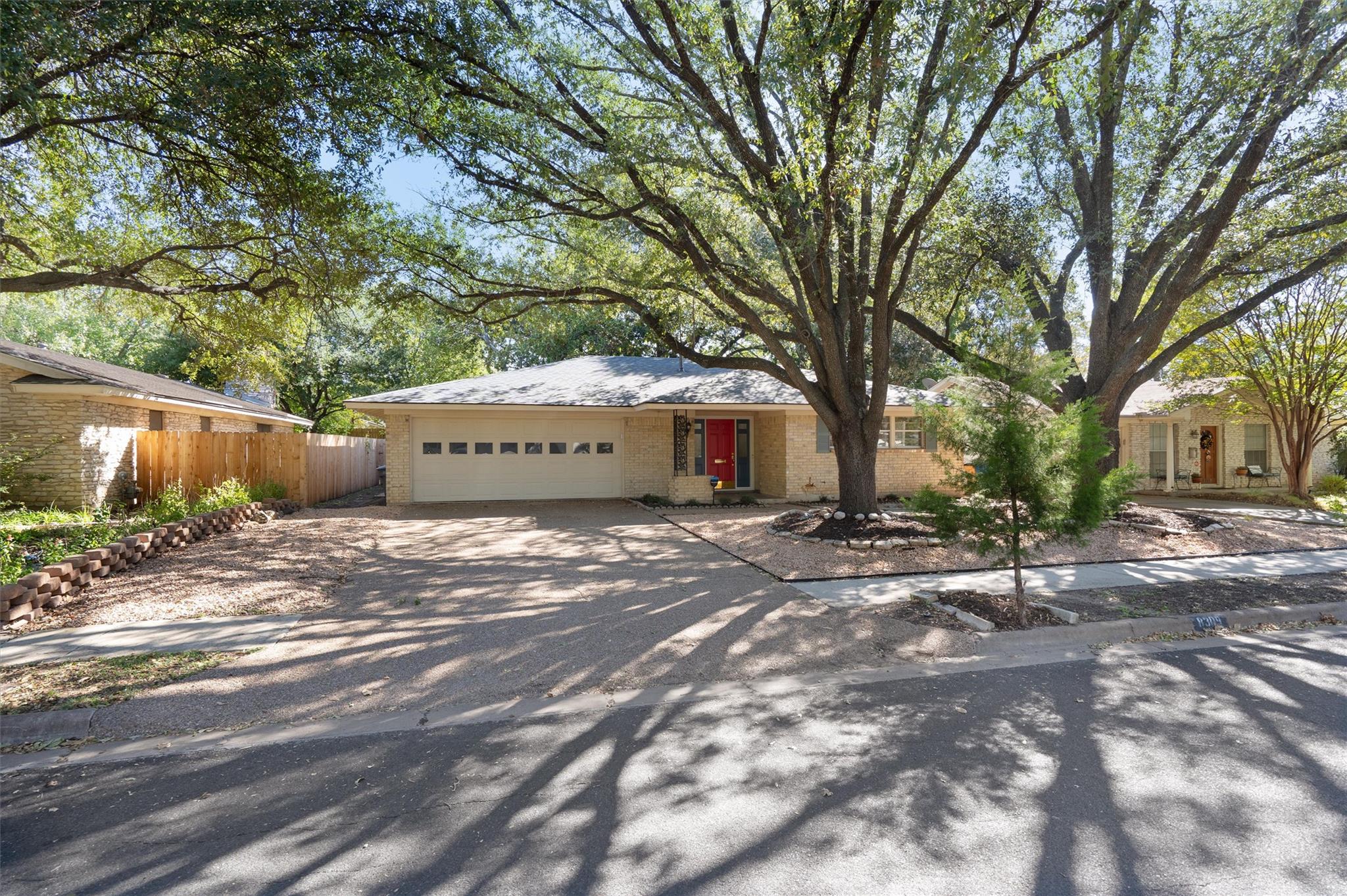 8309 MILLWAY Dr, Austin, TX 78757