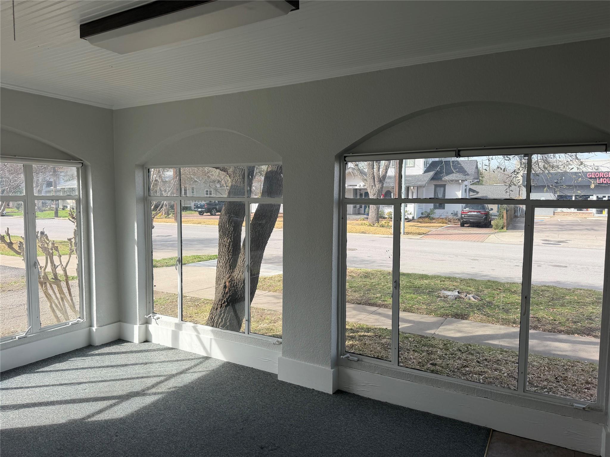 102 E University Ave, Georgetown, TX 78626