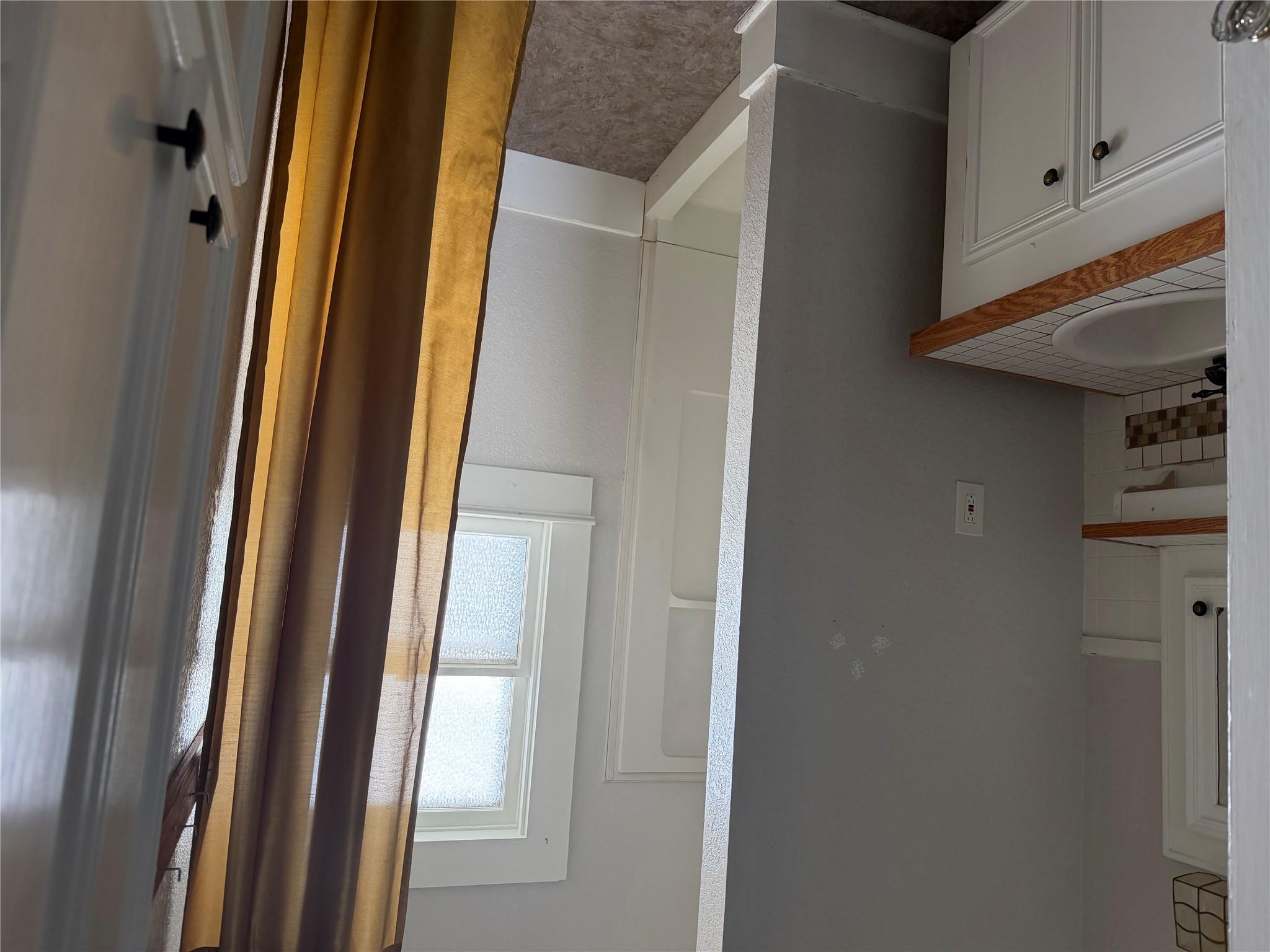 102 E University Ave, Georgetown, TX 78626