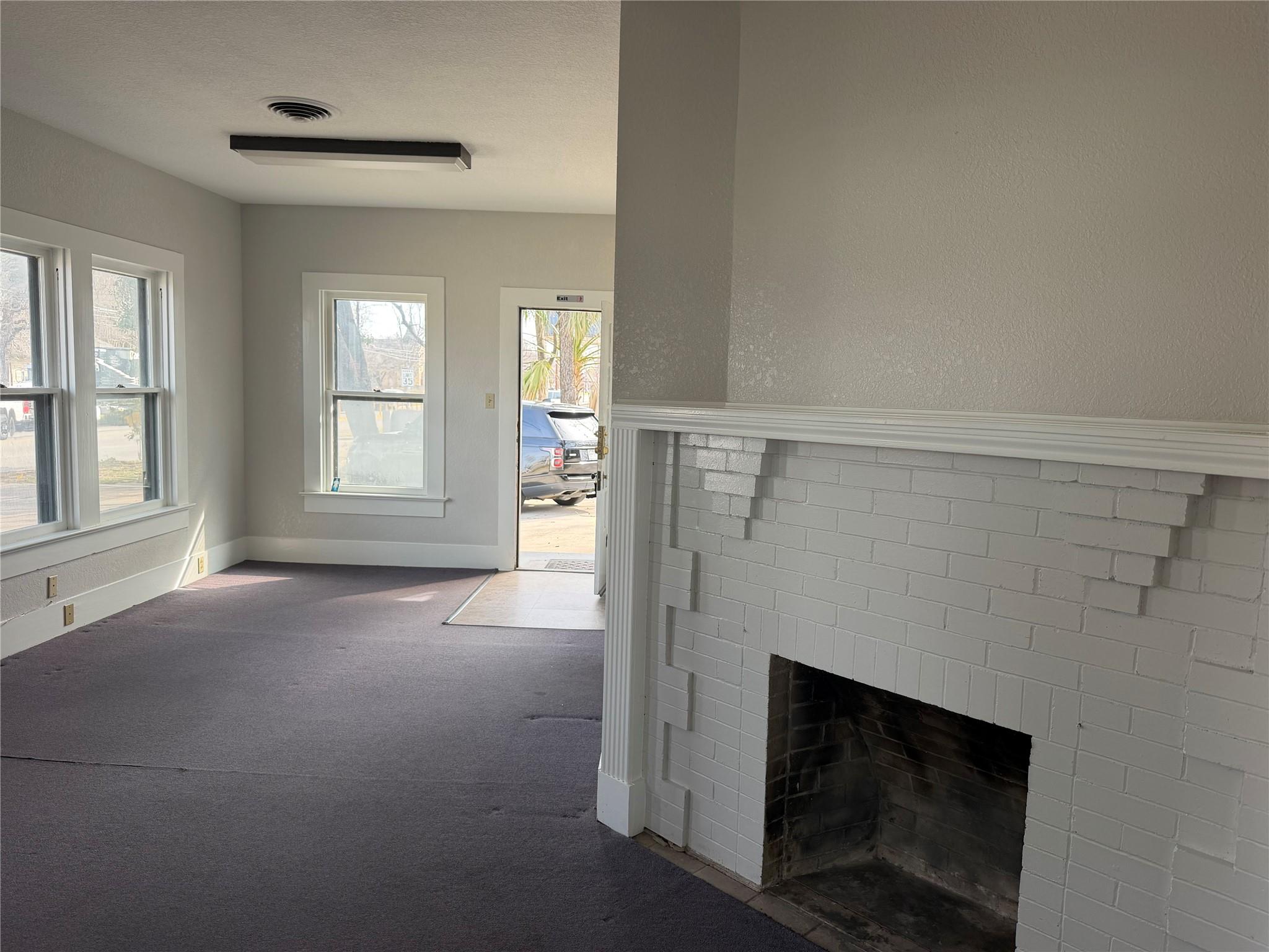 102 E University Ave, Georgetown, TX 78626