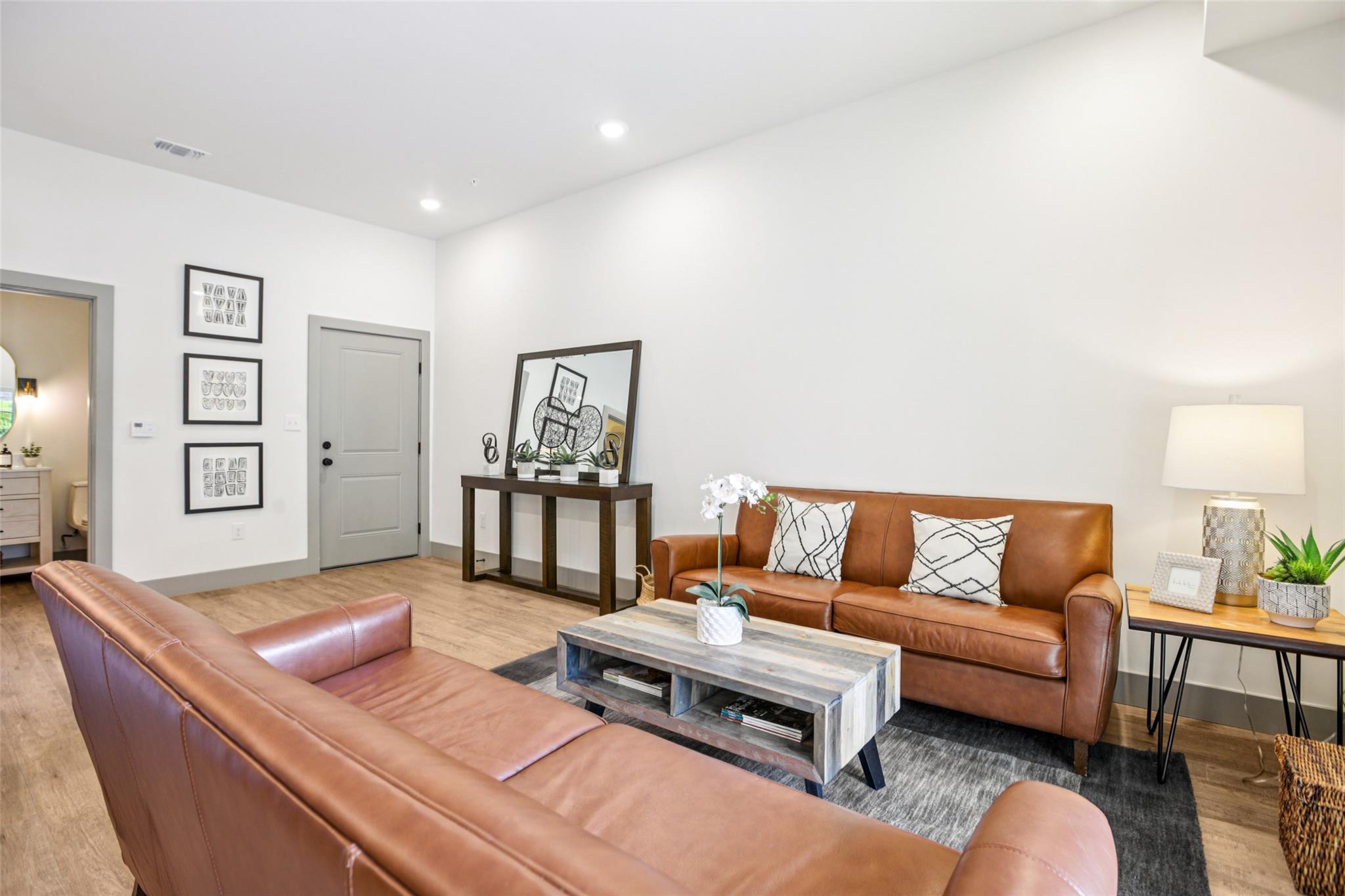 2450 Wickersham Ln # 2023, Austin, TX 78741