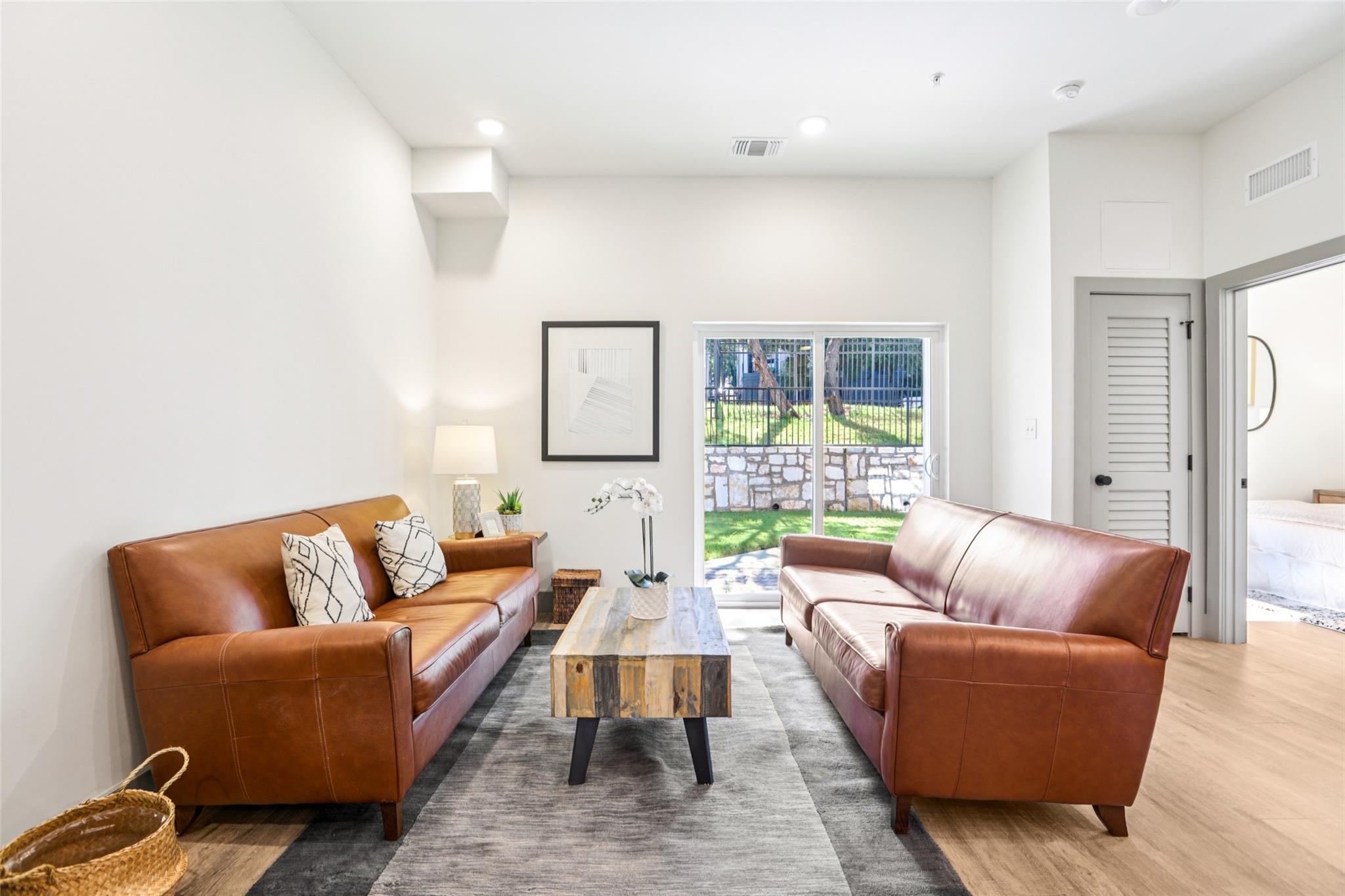 2450 Wickersham Ln # 2023, Austin, TX 78741