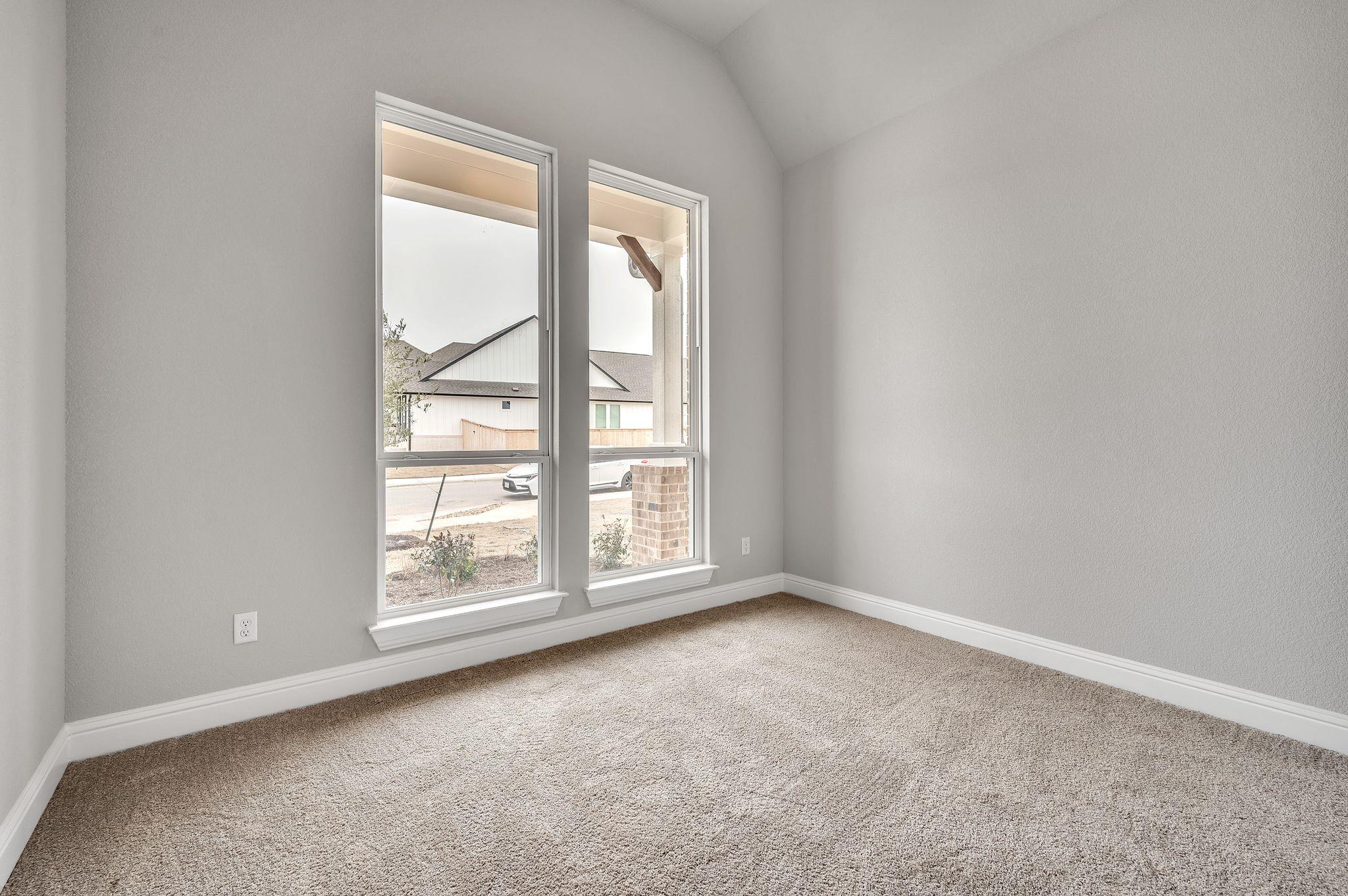 325 Crescent Heights Dr, Georgetown, TX 78628