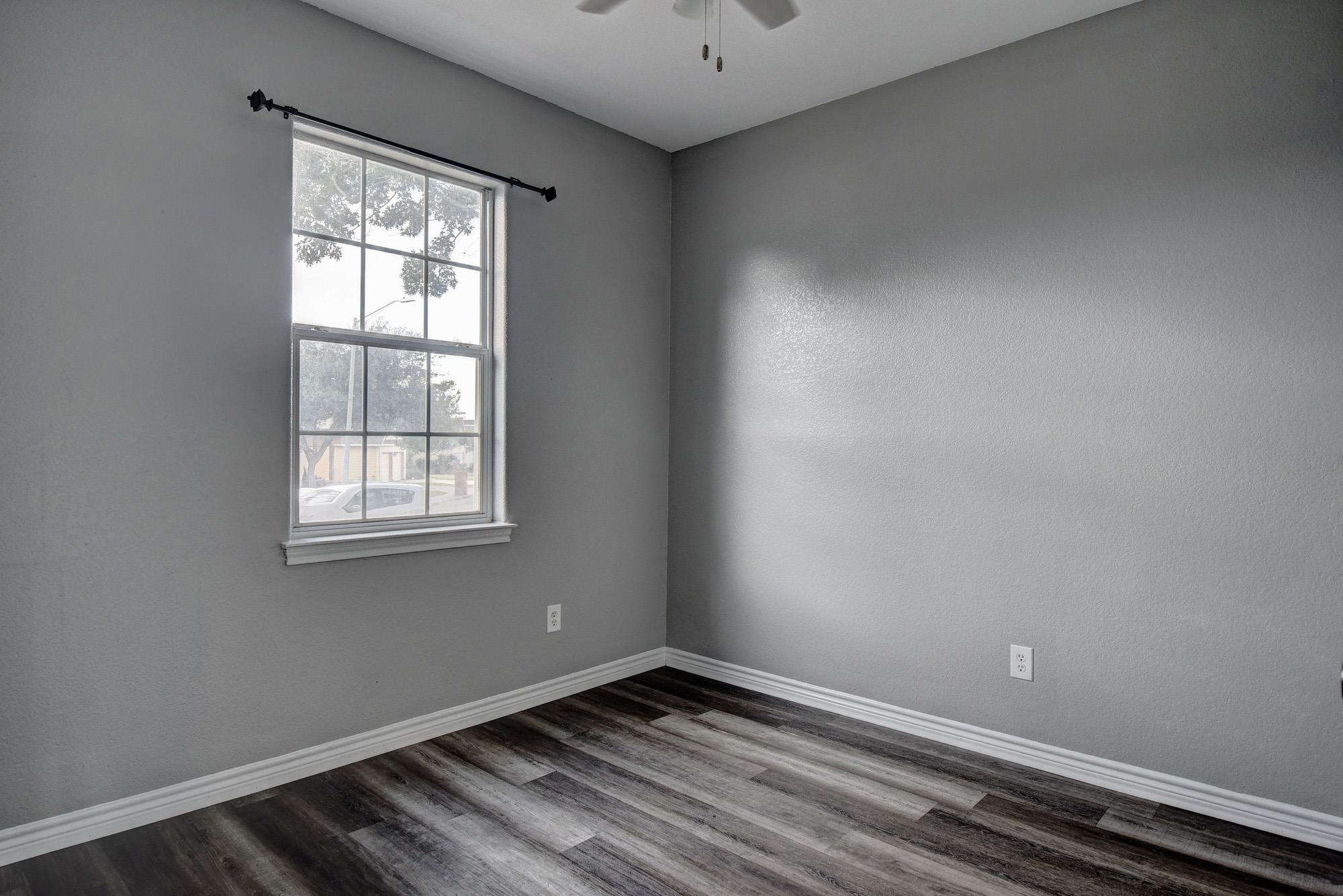 340 Rose Mayer Loop, La Grange, TX 78945