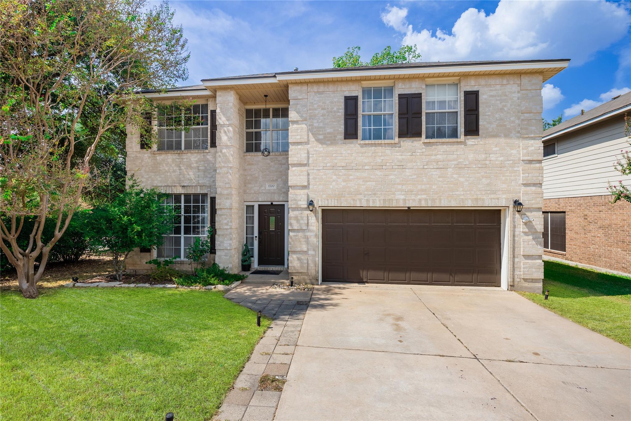 1700 Fort Grant Dr, Round Rock, TX 78665