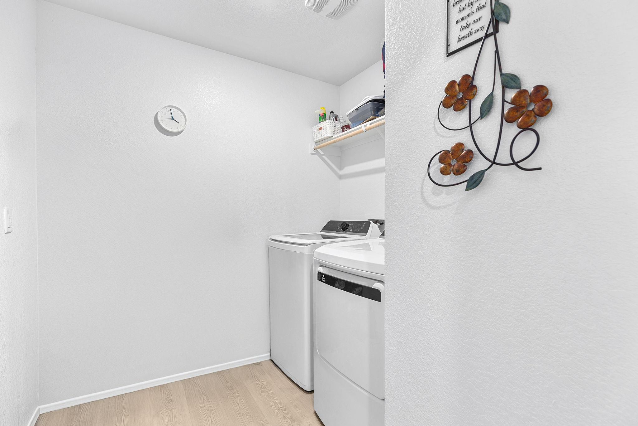 211 Camargue Dr, Hutto, TX 78634