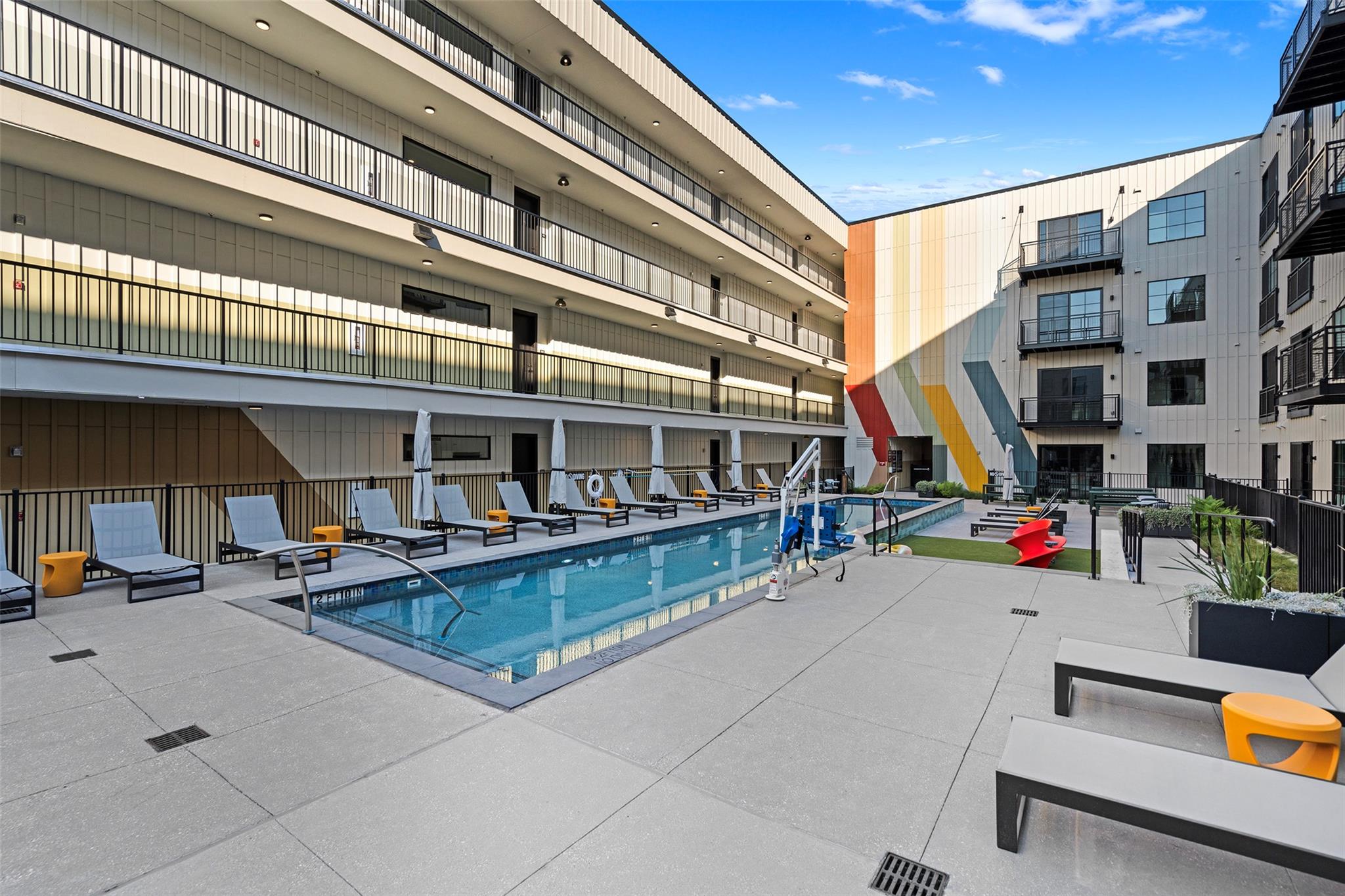 4315 S Congress Ave # 433, Austin, TX 78745