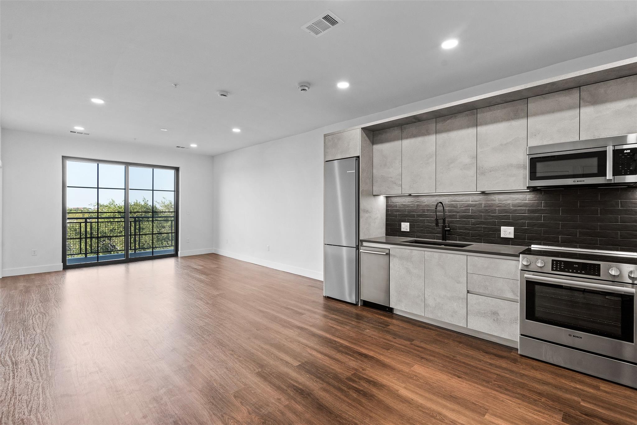 4315 S Congress Ave # 433, Austin, TX 78745