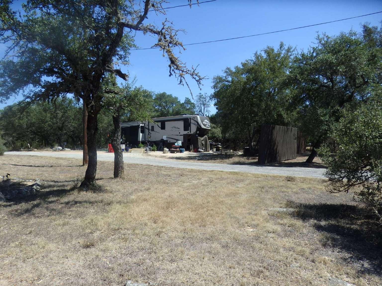 210 Merrywood Ln, San Marcos, TX 78666