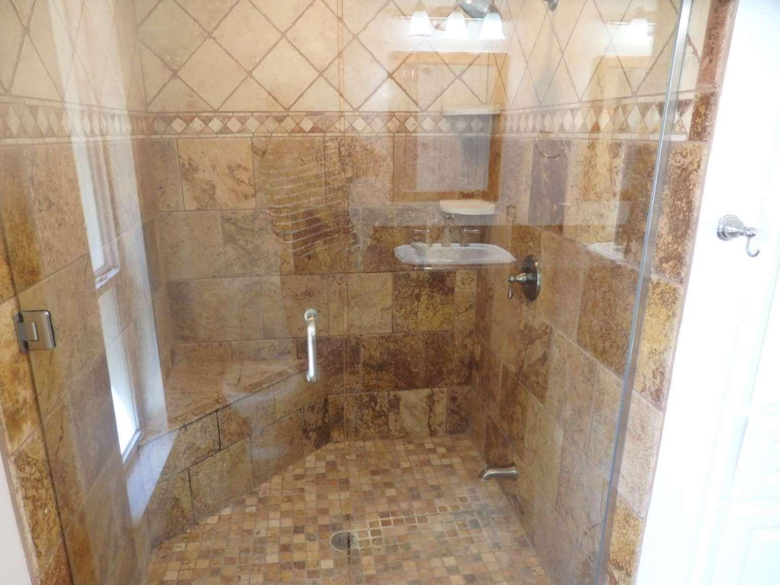 210 Merrywood Ln, San Marcos, TX 78666