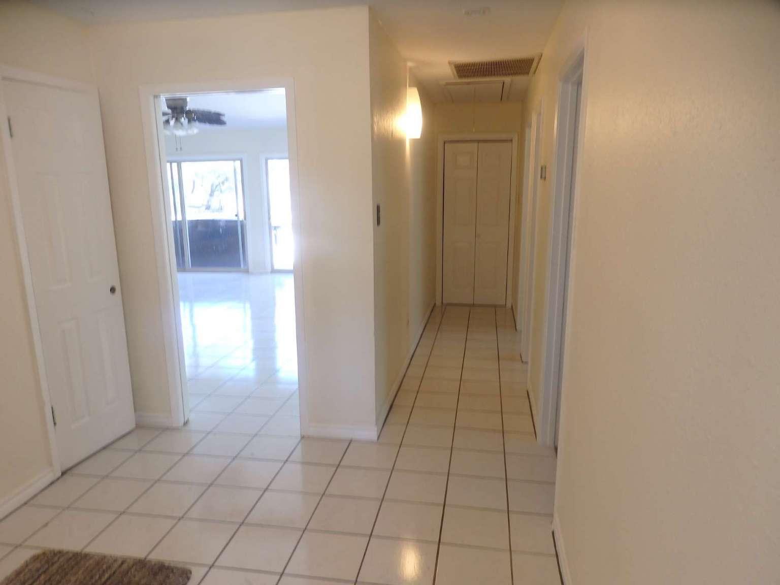 210 Merrywood Ln, San Marcos, TX 78666