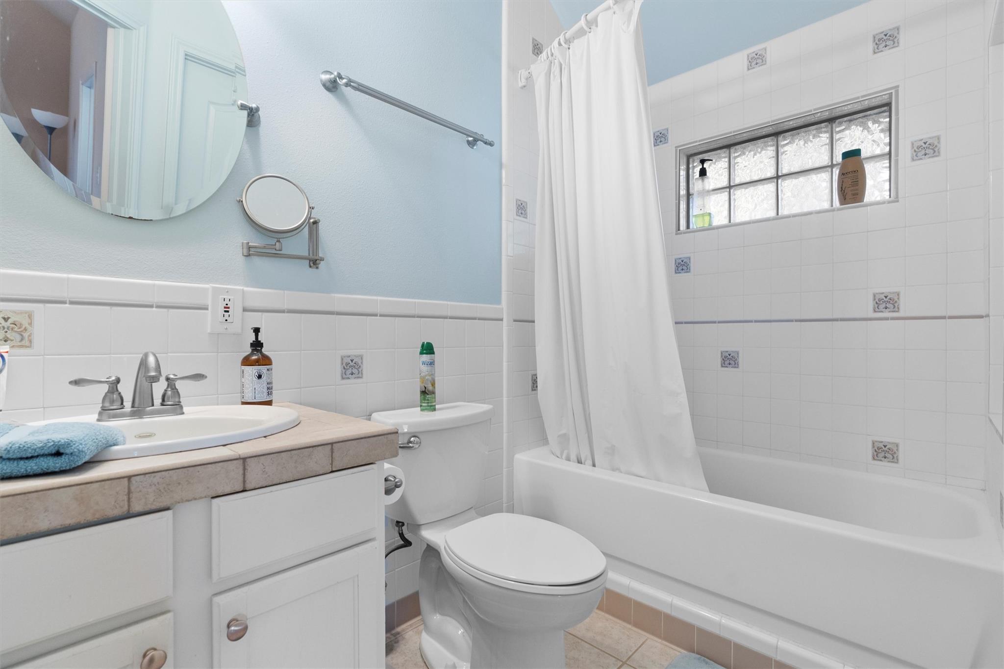 1092 FM 3000, Elgin, TX 78621