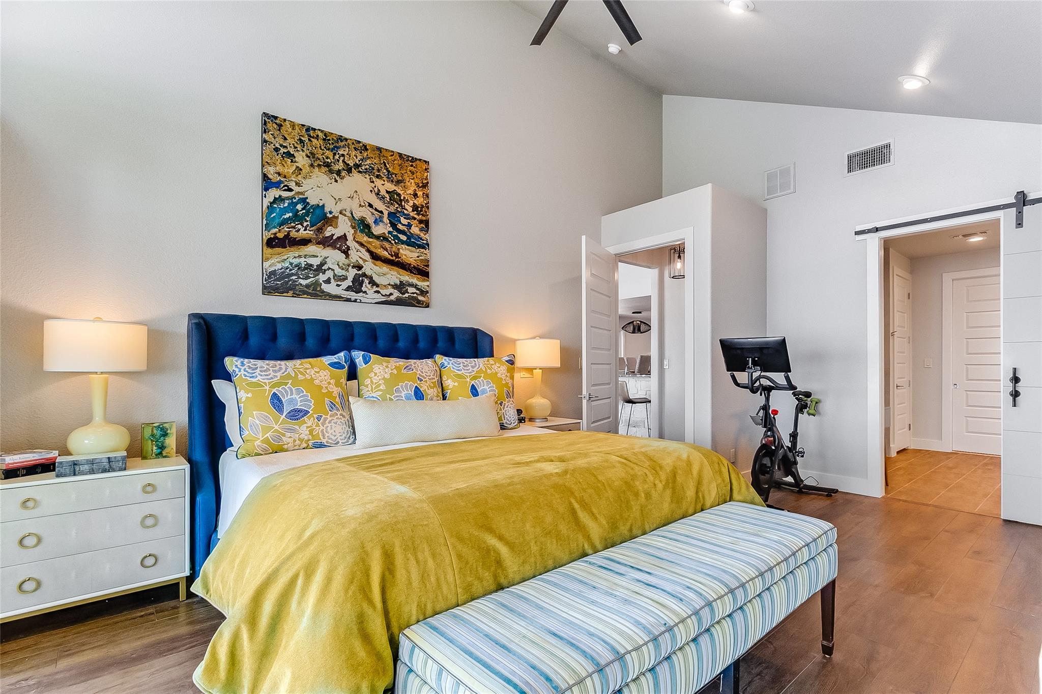 104 Raindrop Ln, Kingsland, TX 78639