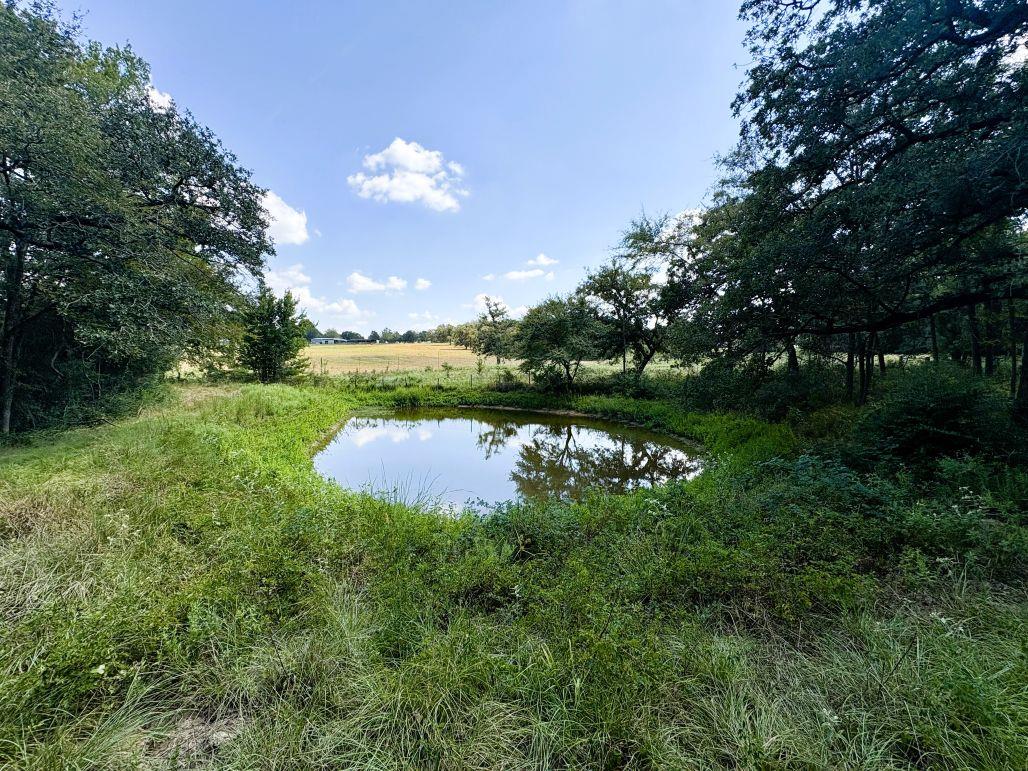 8954 County Road 353, Gause, TX 77857