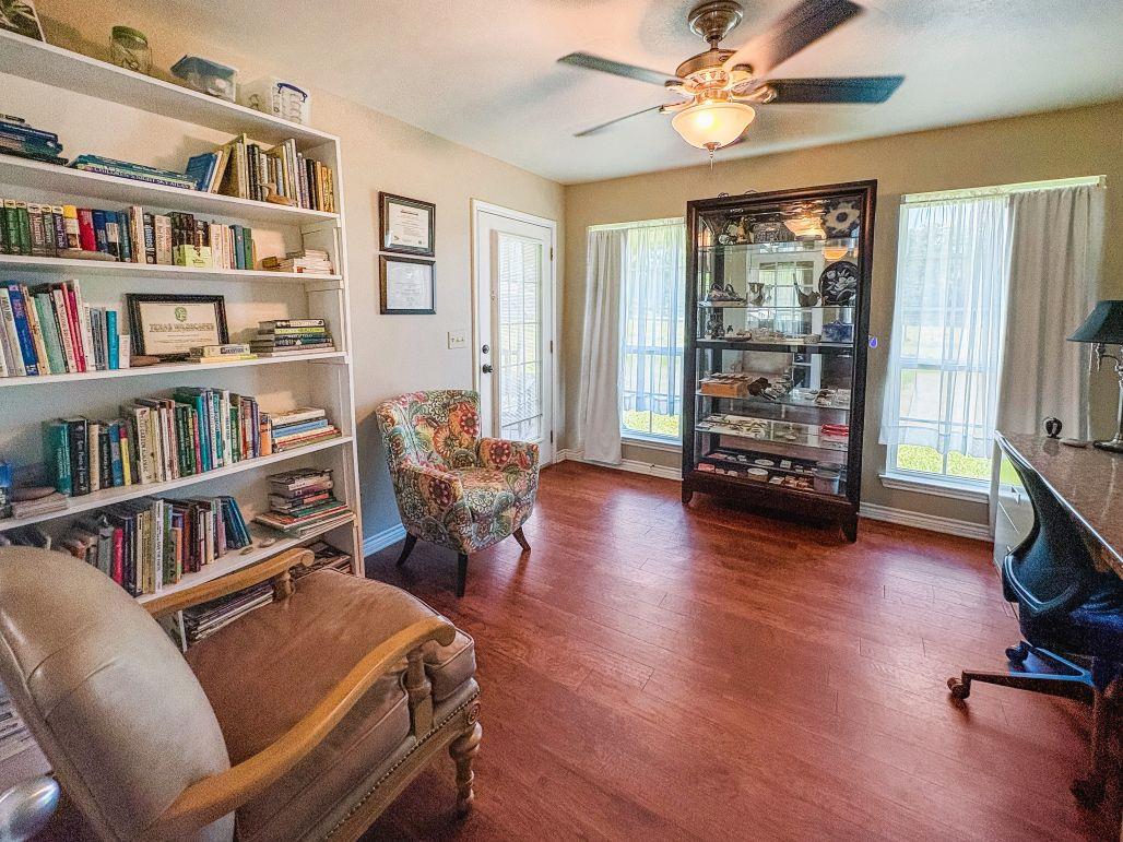 8954 County Road 353, Gause, TX 77857