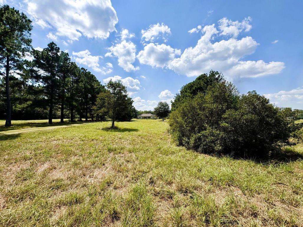 8954 County Road 353, Gause, TX 77857