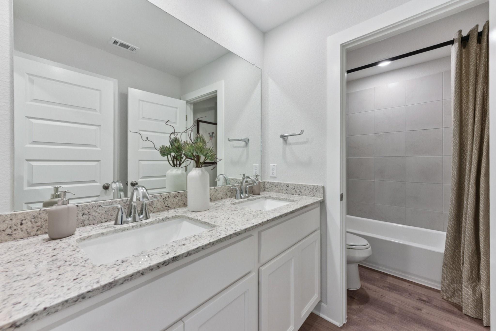 168 Two Bits Ln, Elgin, TX 78621