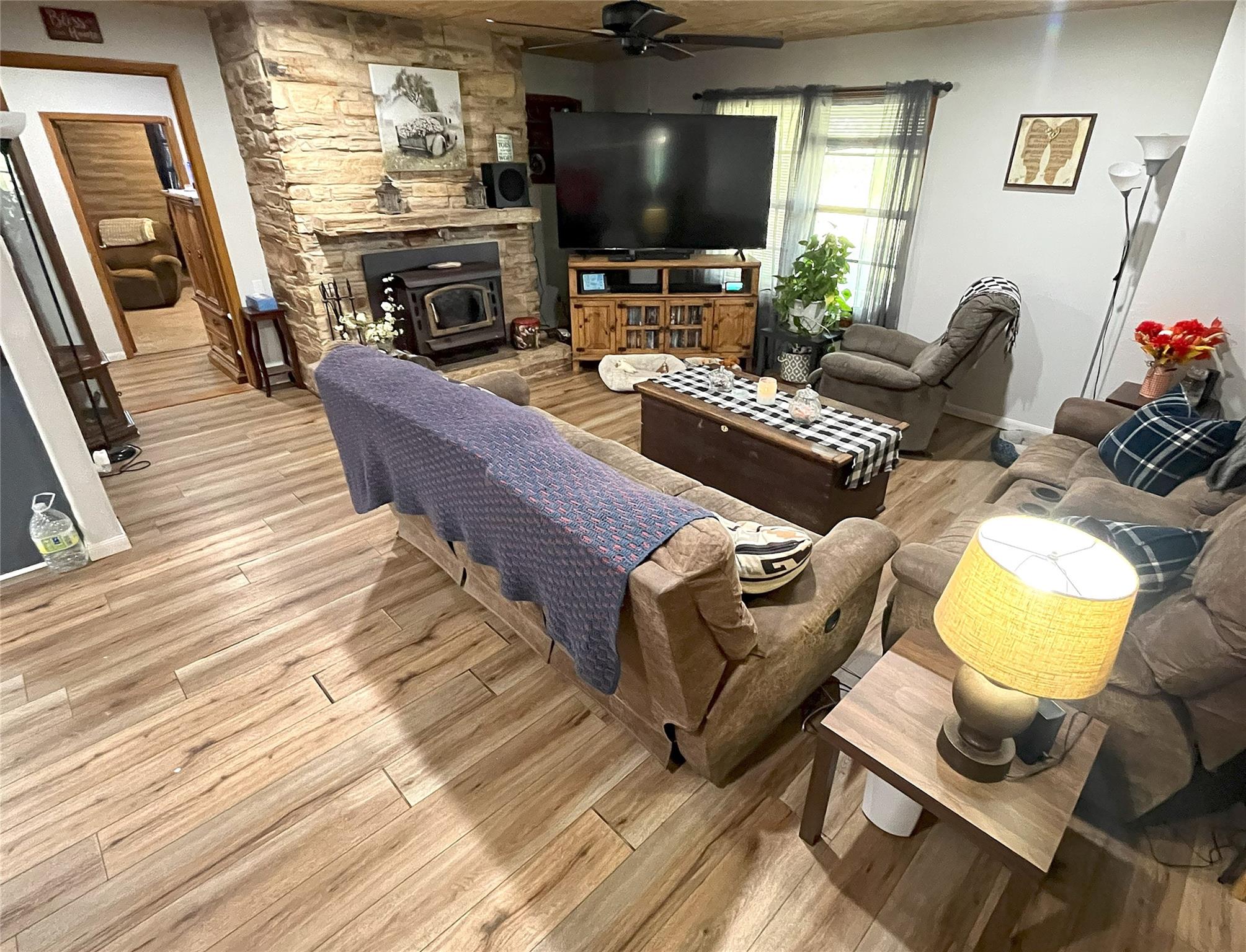 1080 County Road 213, Giddings, TX 78942