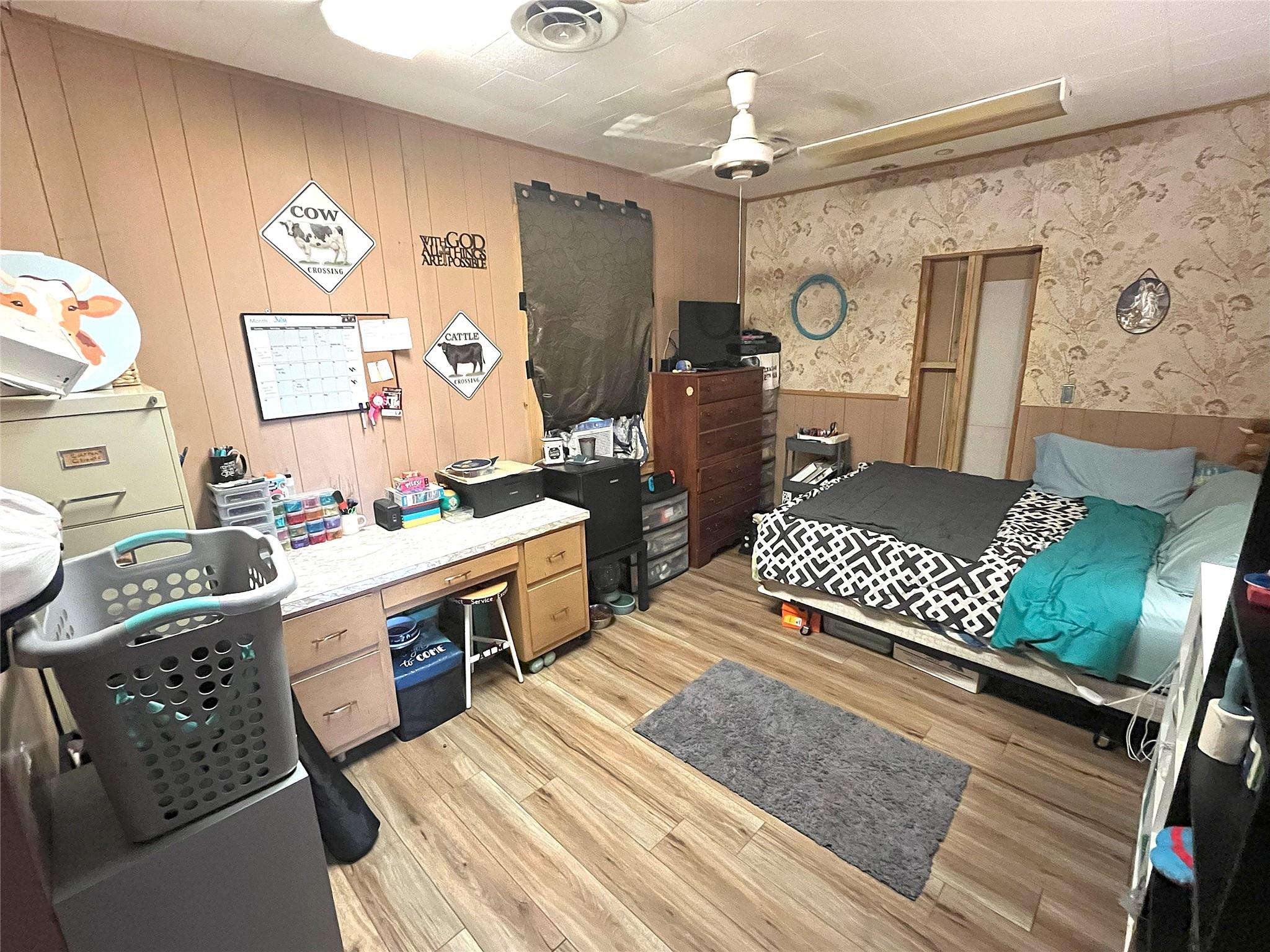 1080 County Road 213, Giddings, TX 78942