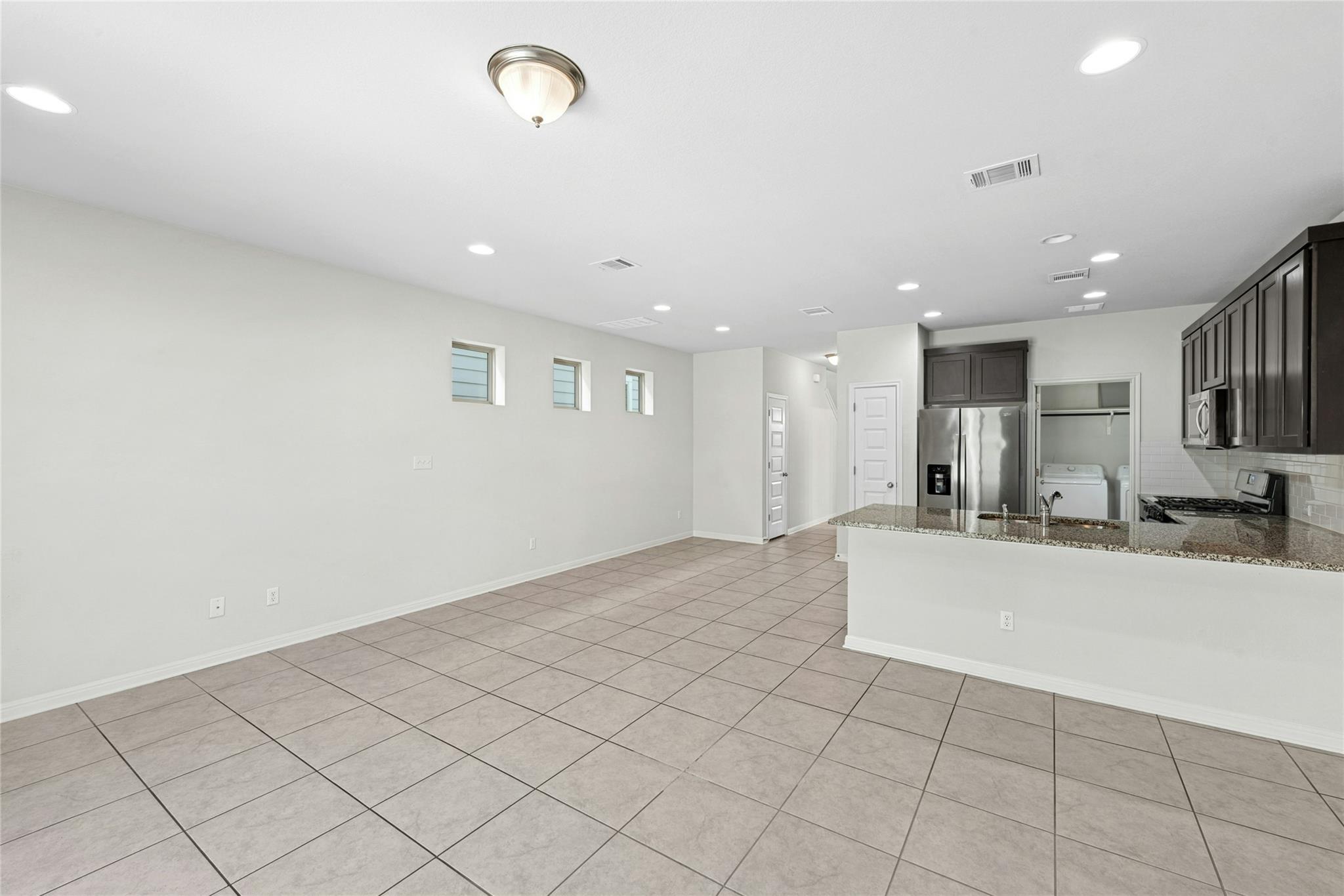 1709 Arendale Dr, Leander, TX 78641