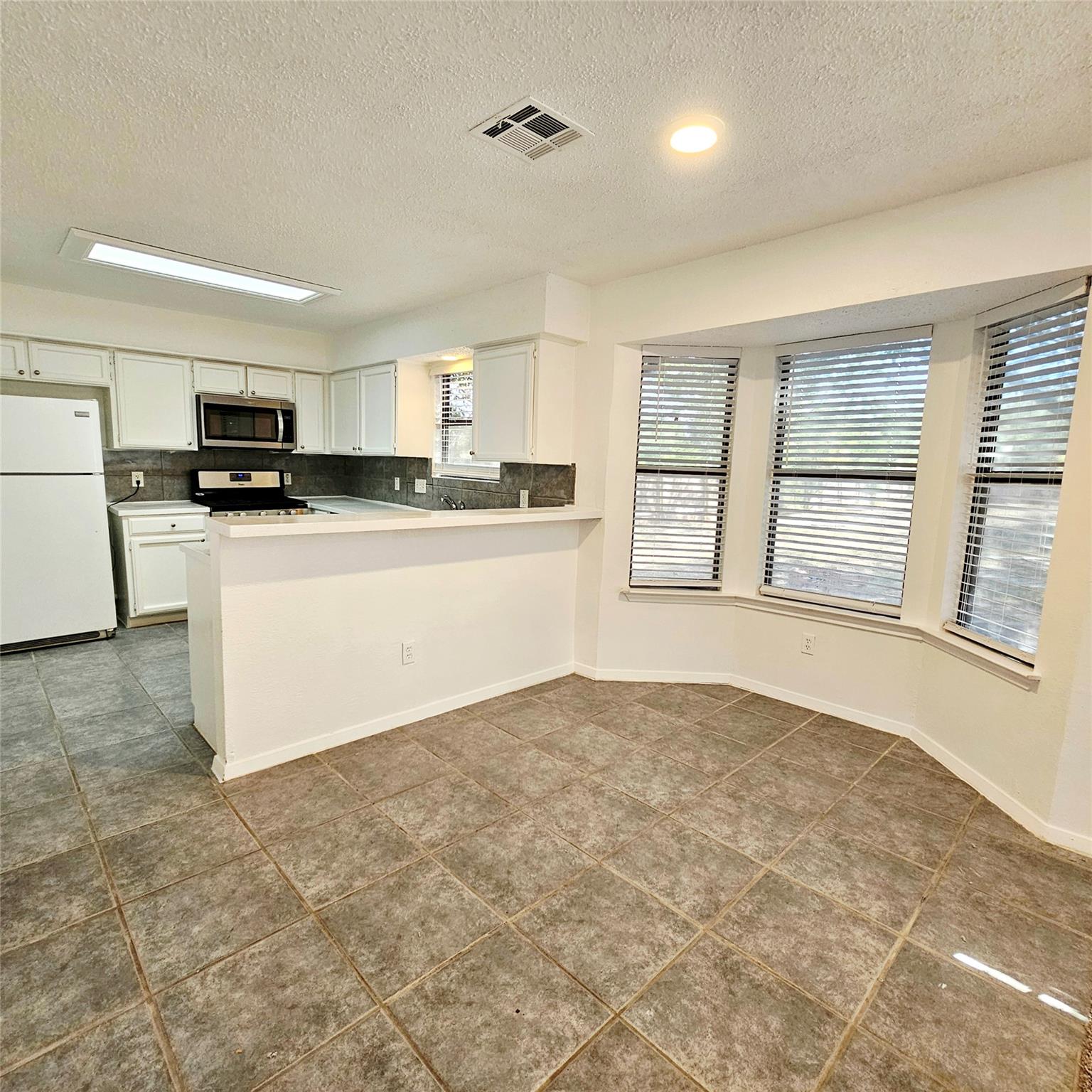 409 El Secreto St, Buda, TX 78610