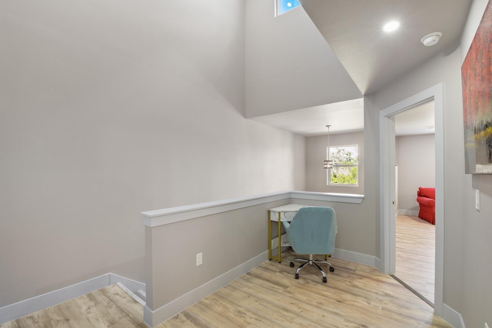 24700 Whitney Dr # B, Spicewood, TX 78669