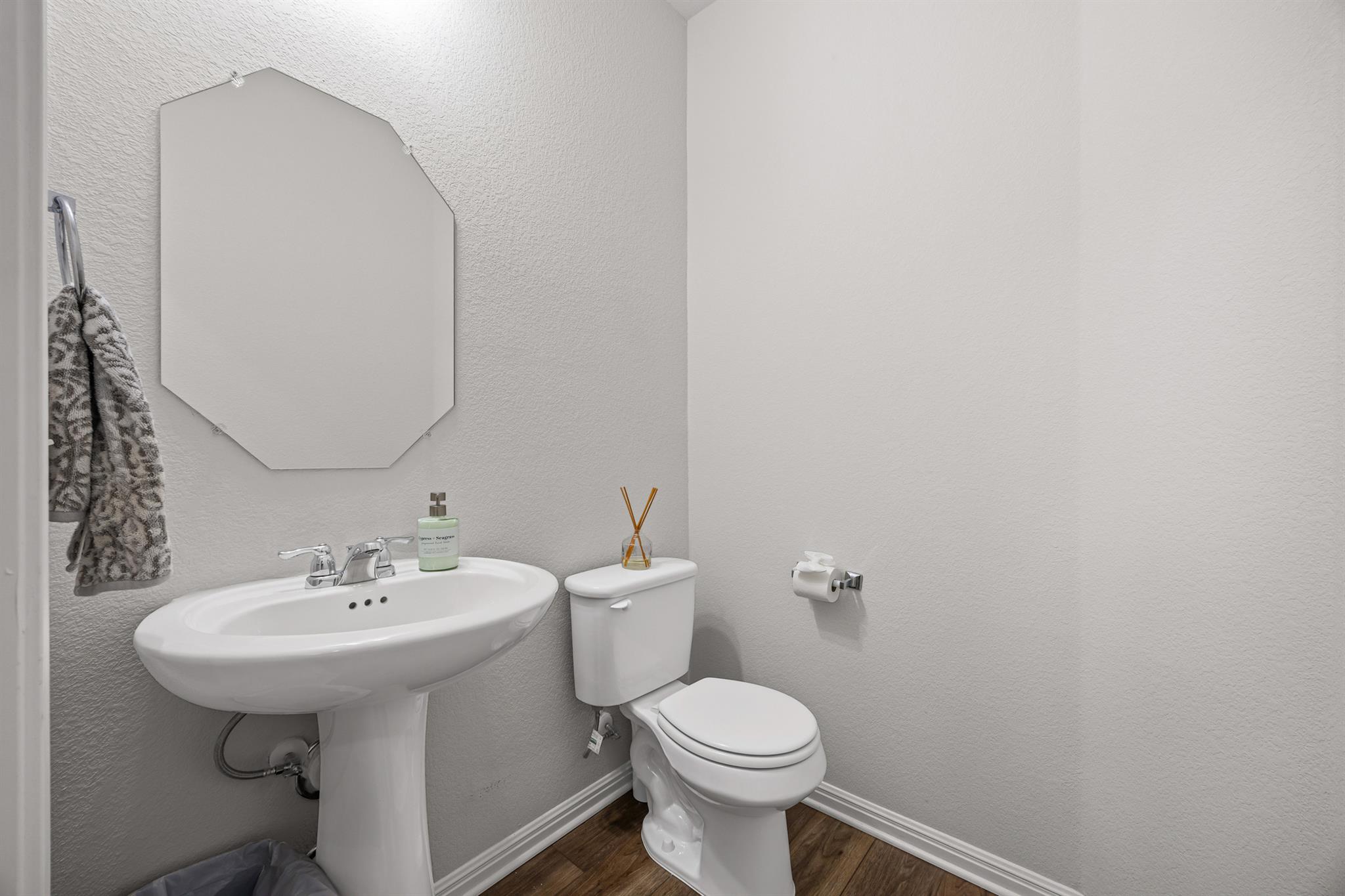 9616 Dawn Pearl Dr, Austin, TX 78748