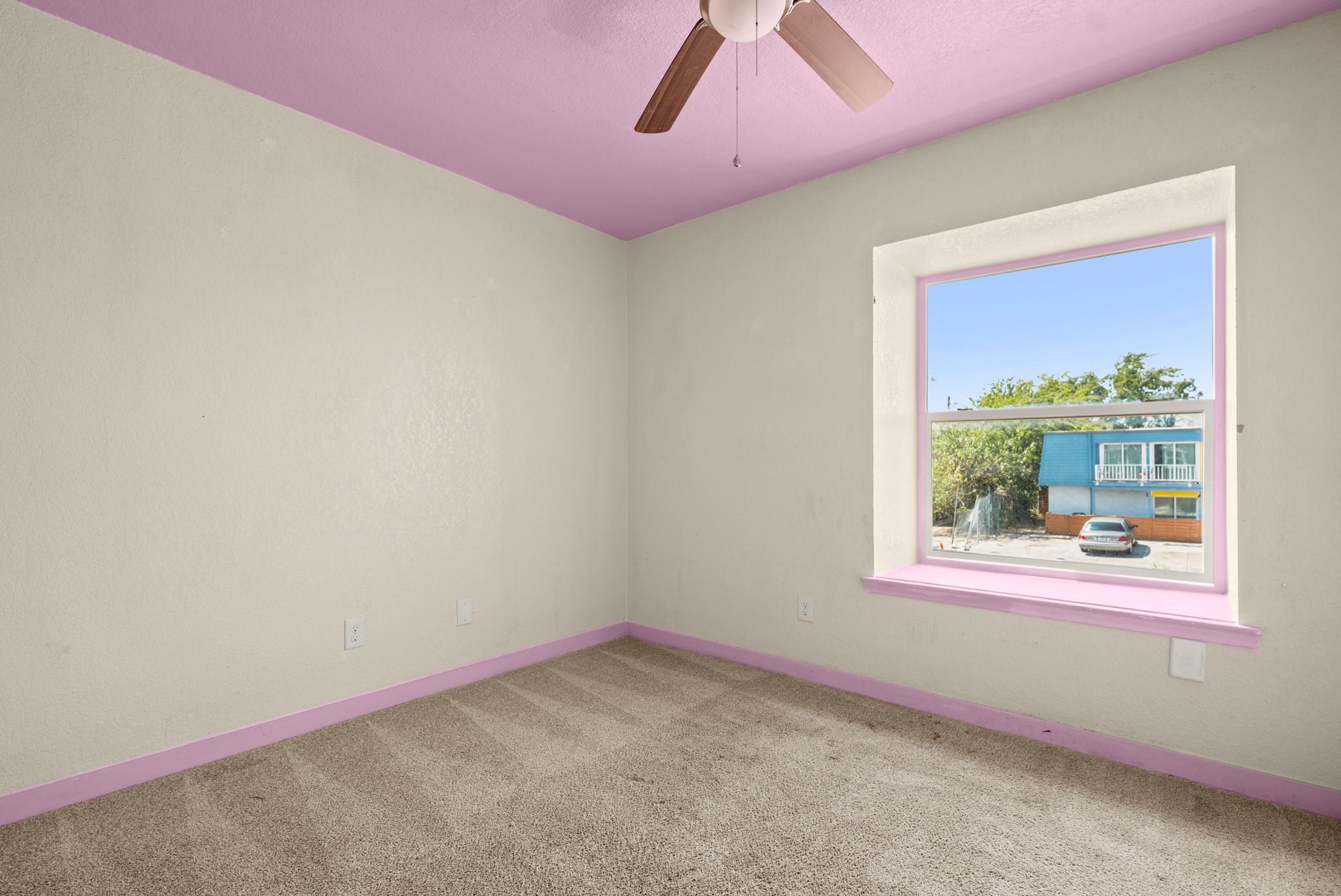 300 E Croslin St # 106, Austin, TX 78752