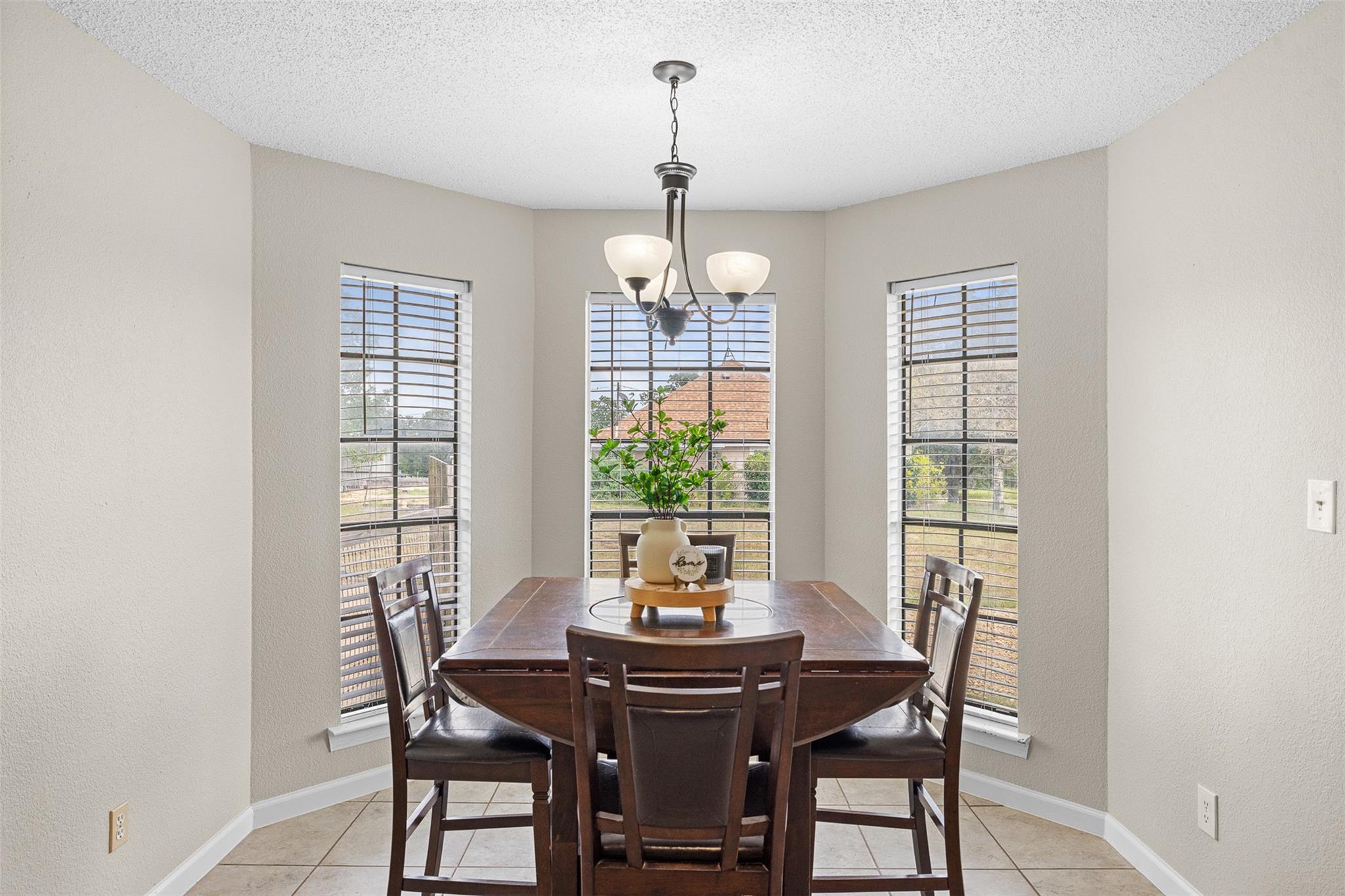 1081 PR 7023 Pr, Elgin, TX 78621