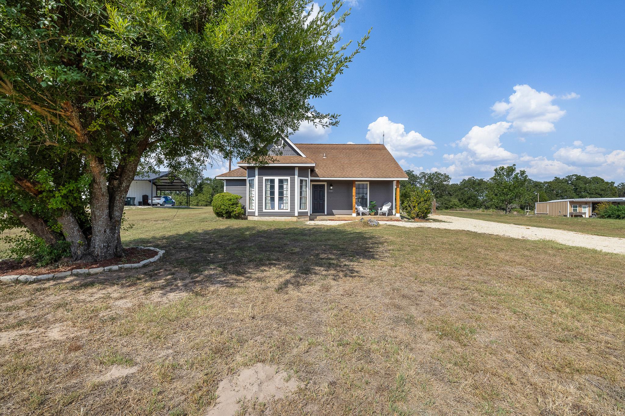 1081 PR 7023 Pr, Elgin, TX 78621