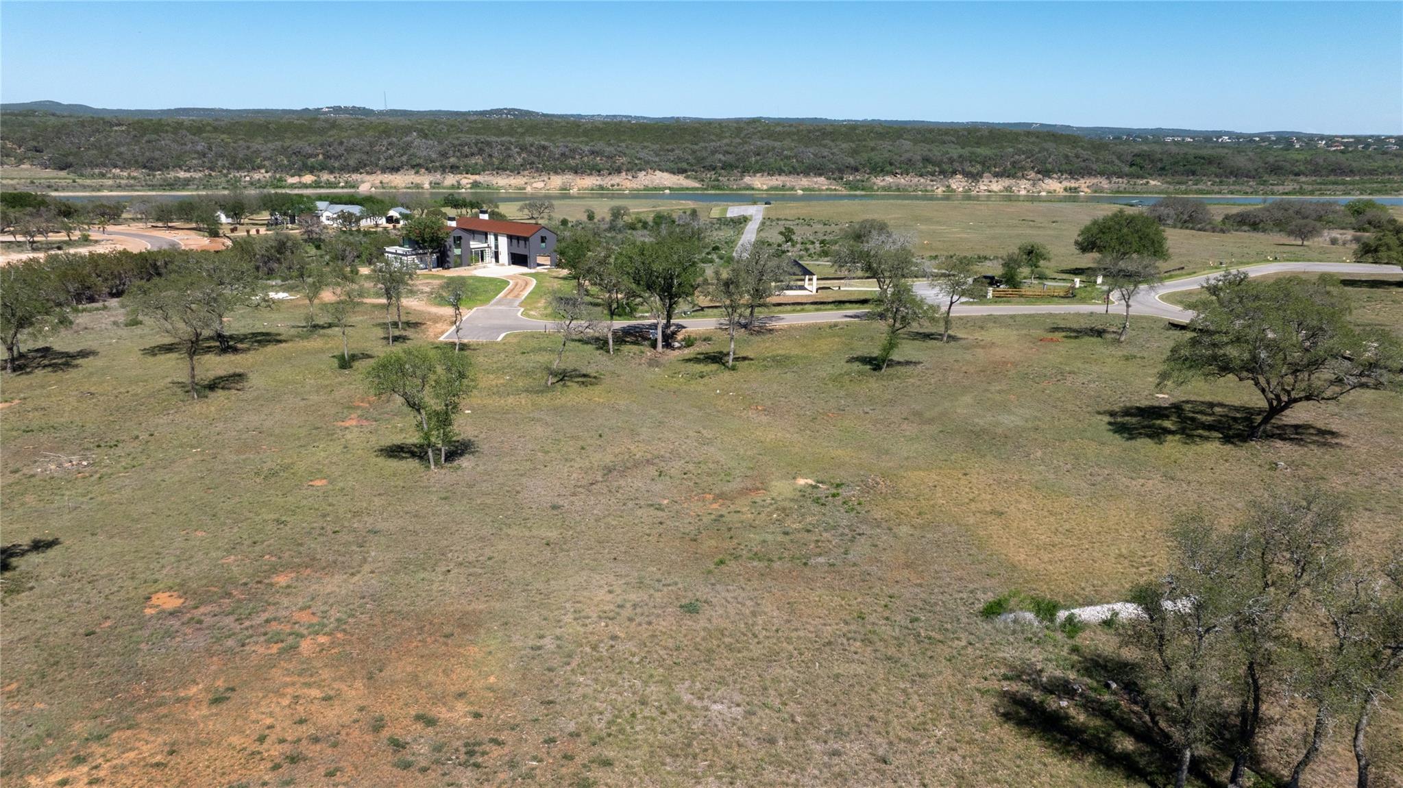 4 Creek Hollow Way, Spicewood, TX 78669